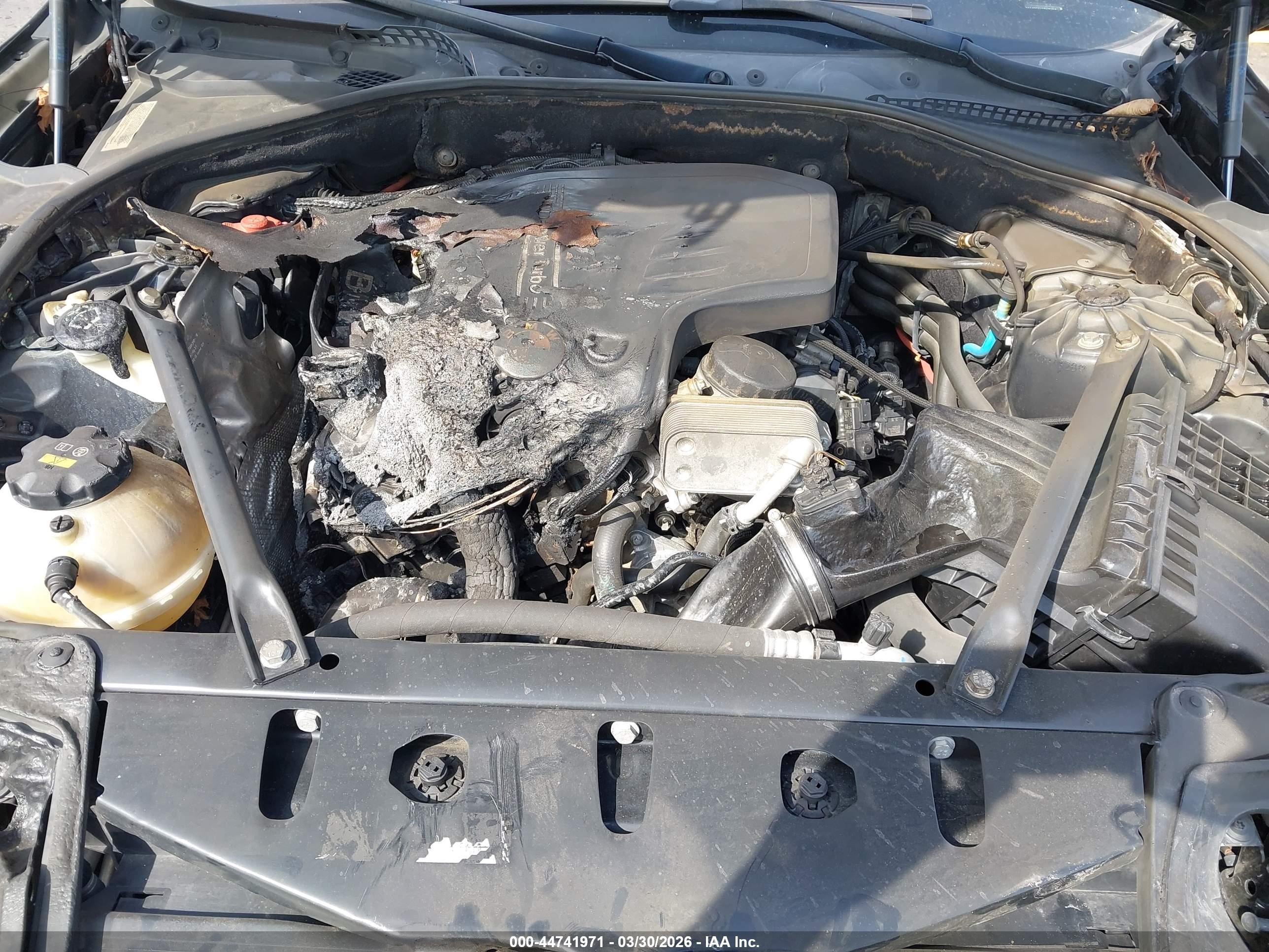 BMW 528I image 6