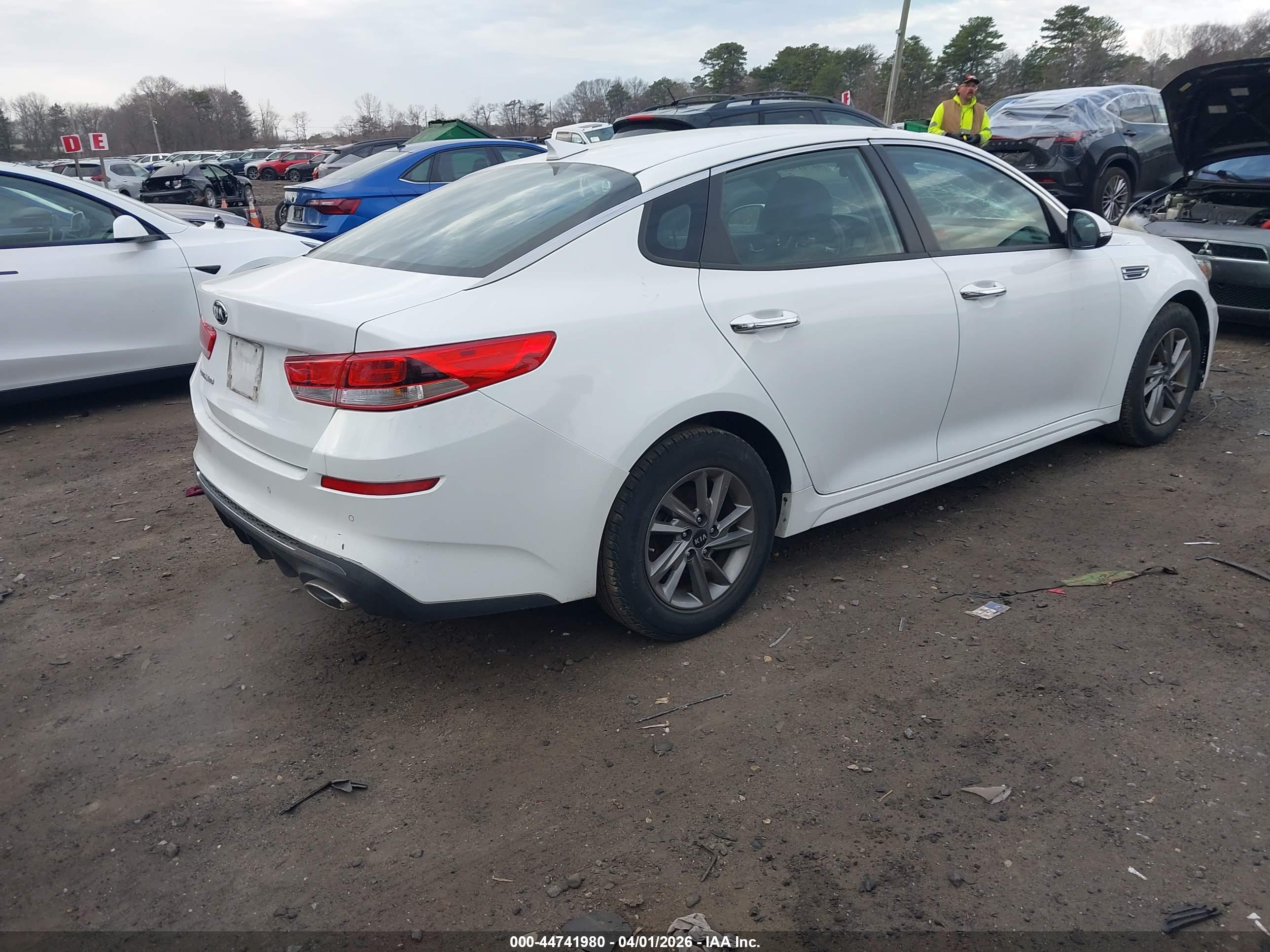 KIA OPTIMA image 4