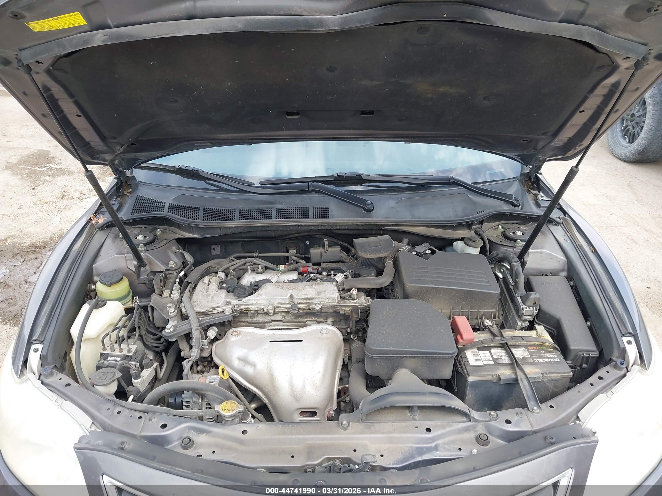 TOYOTA CAMRY image 10