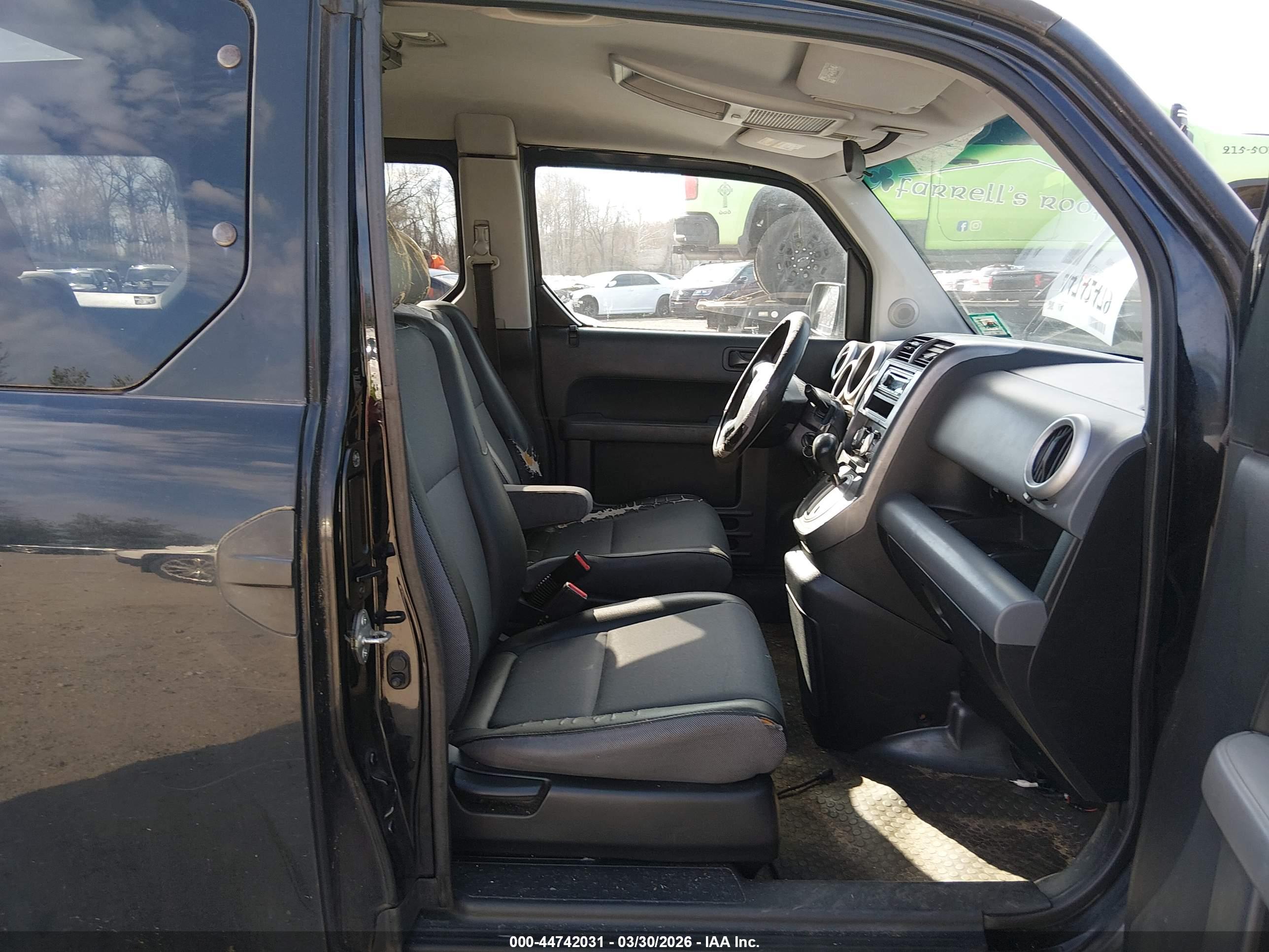 HONDA ELEMENT image 5