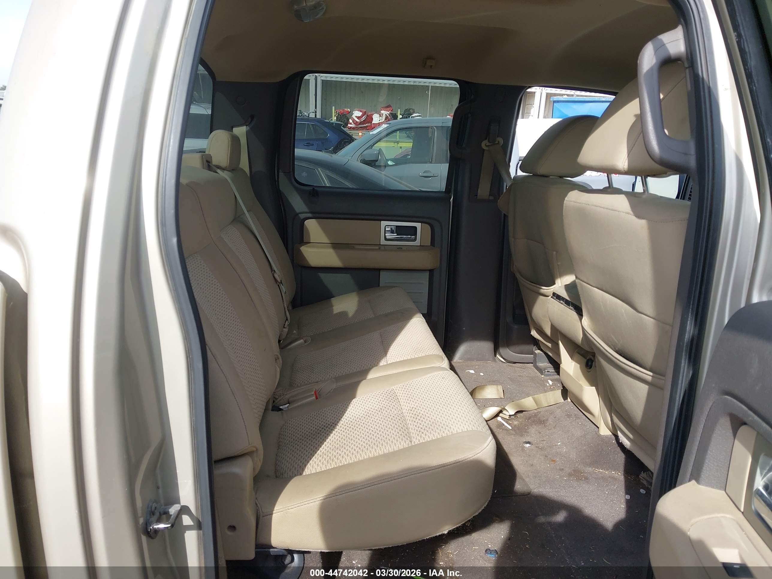 FORD F-150 image 8