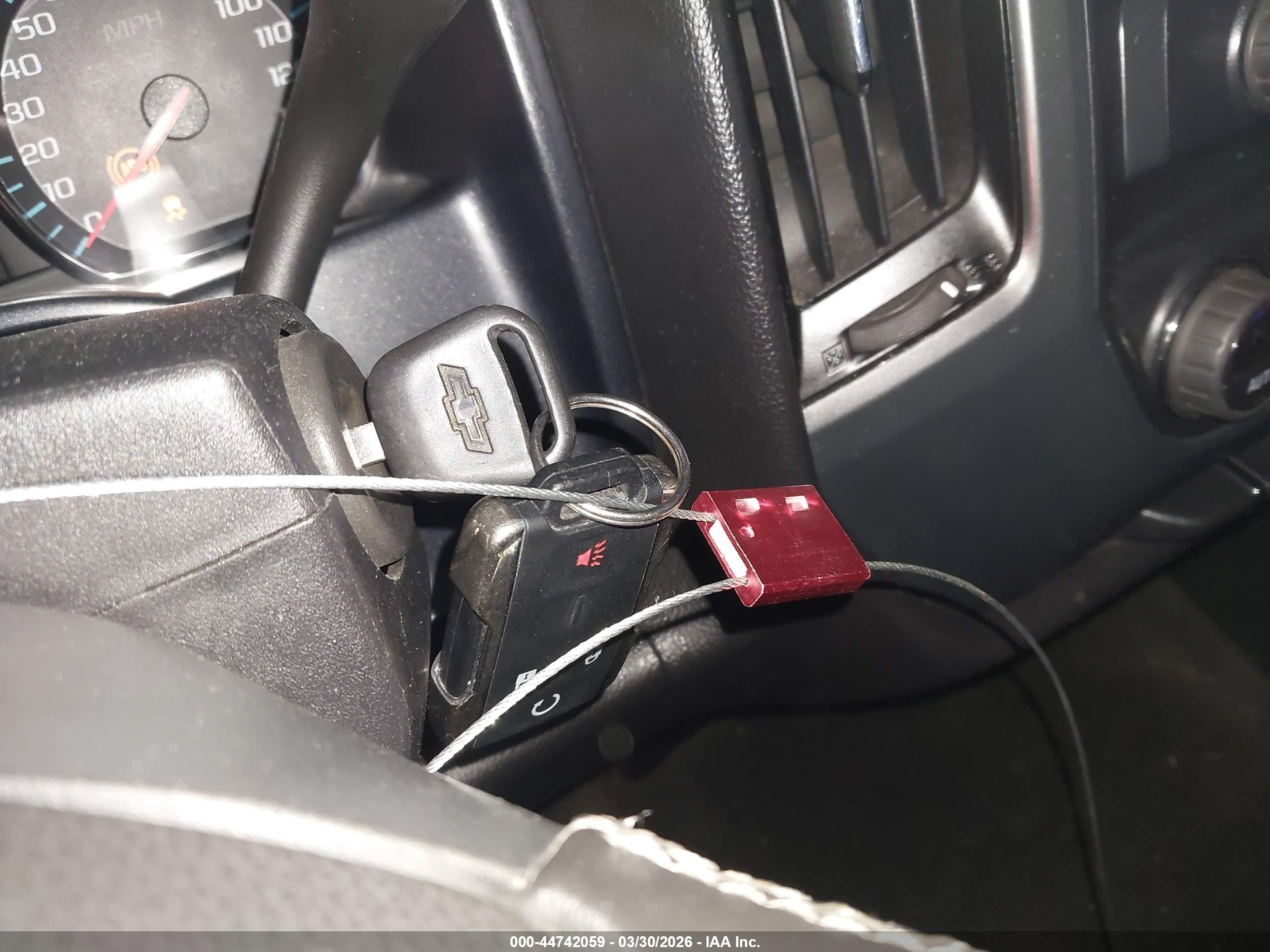 CHEVROLET SILVERADO image 11