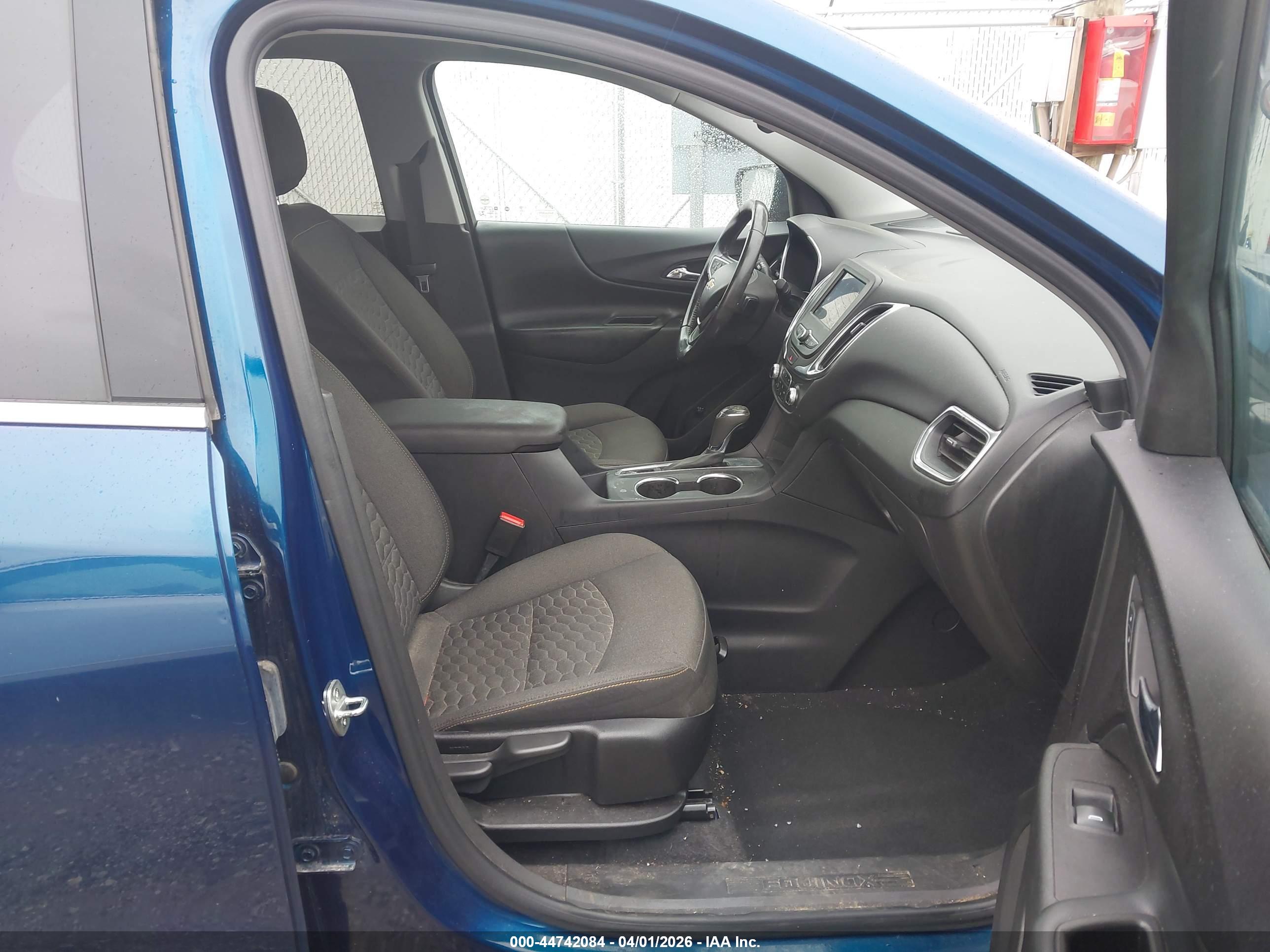 CHEVROLET EQUINOX image 5