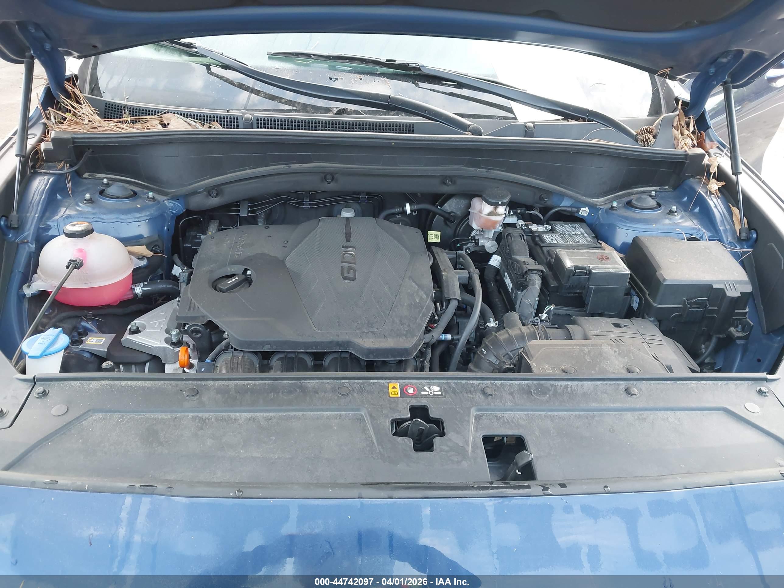 HYUNDAI SANTA image 10