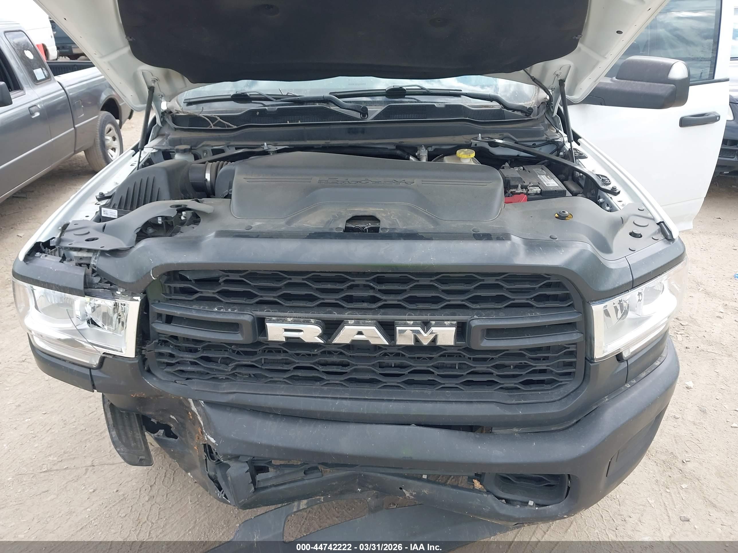 RAM 2500 image 10