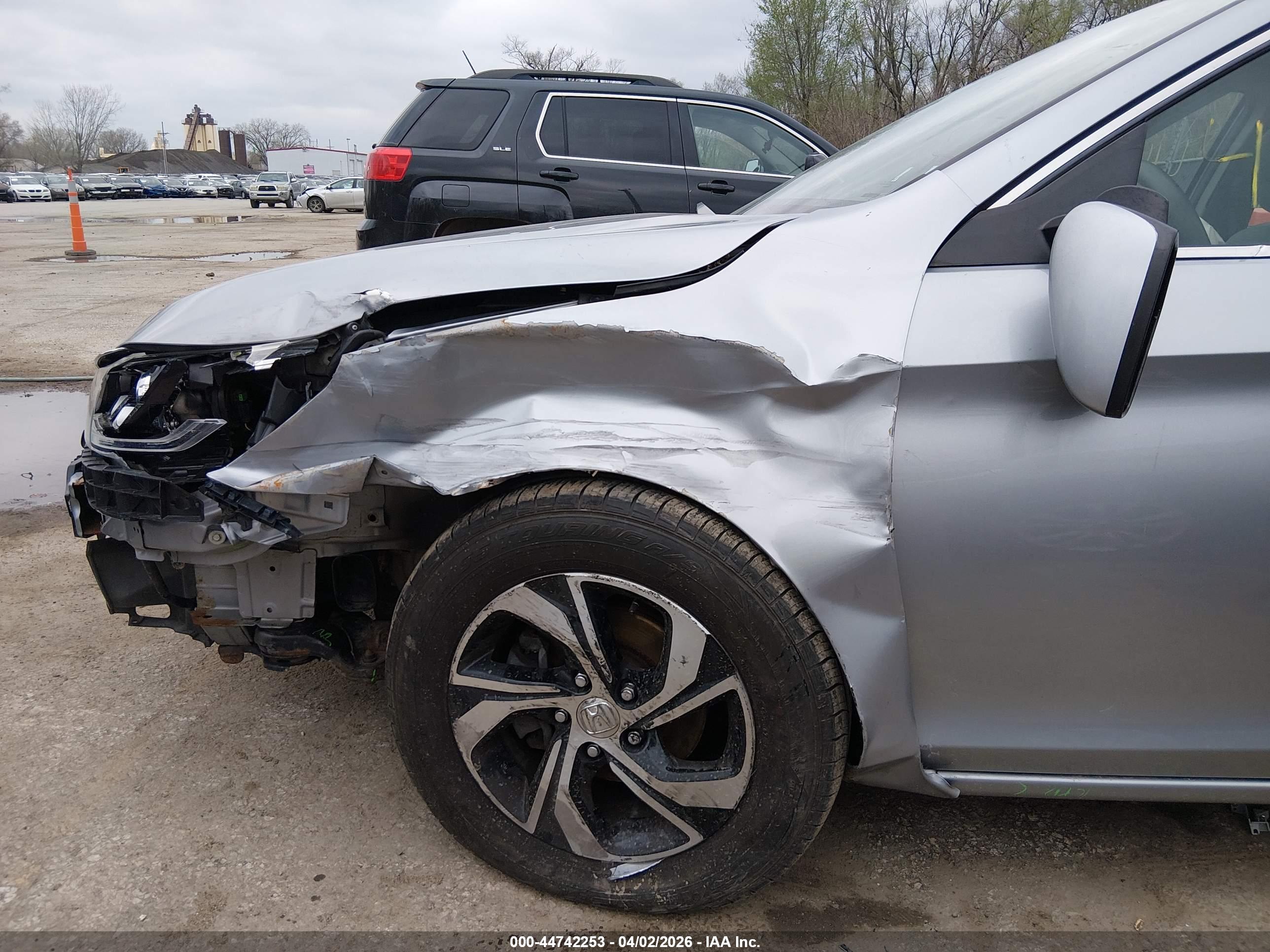 HONDA ACCORD image 6