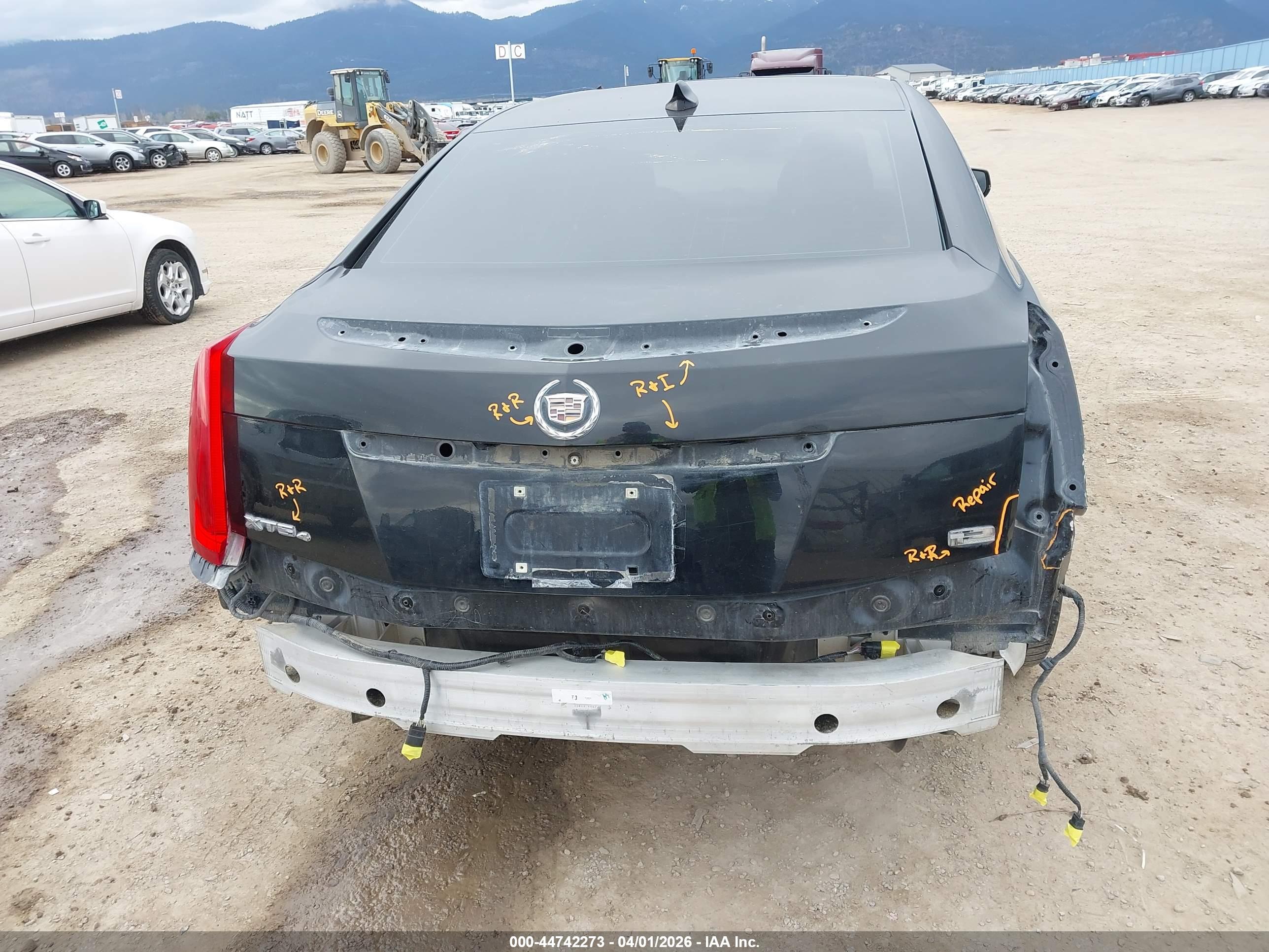 CADILLAC XTS image 6