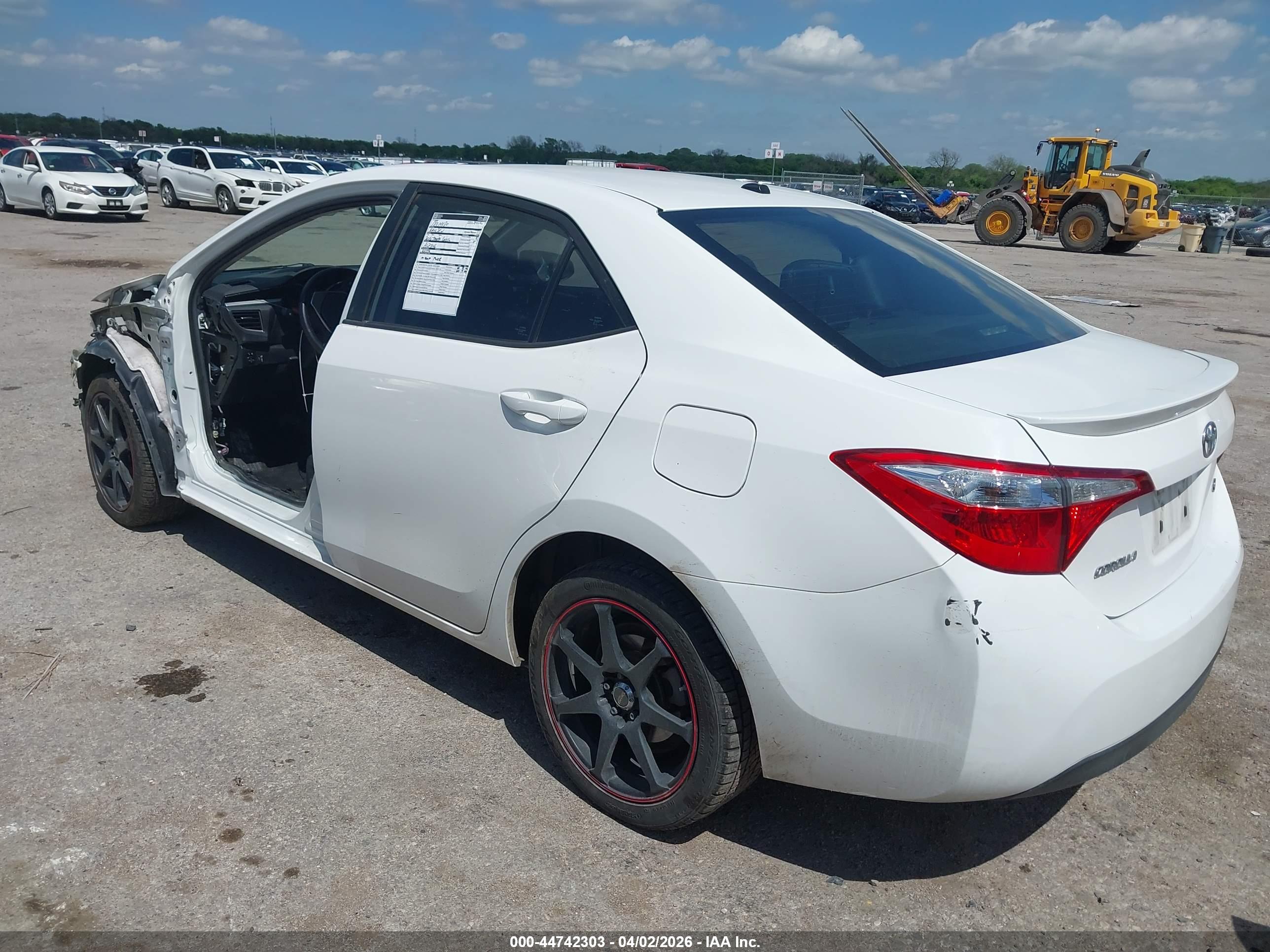 TOYOTA COROLLA image 3