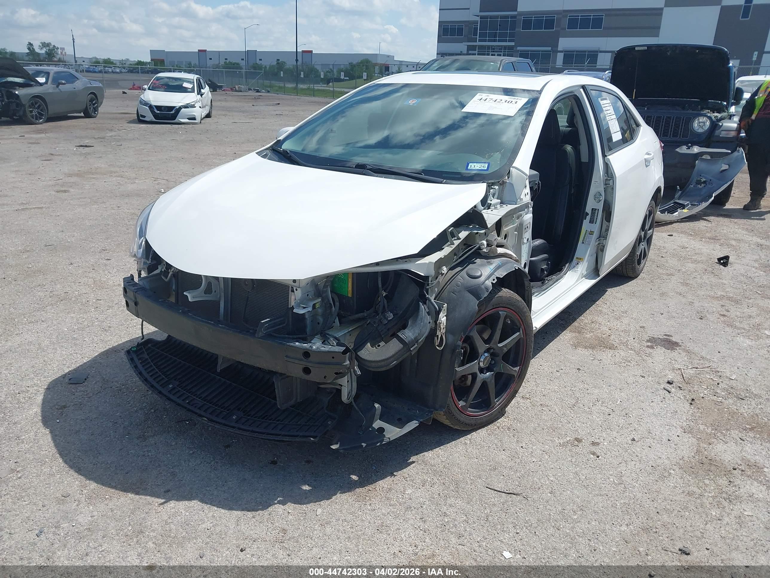 TOYOTA COROLLA image 6