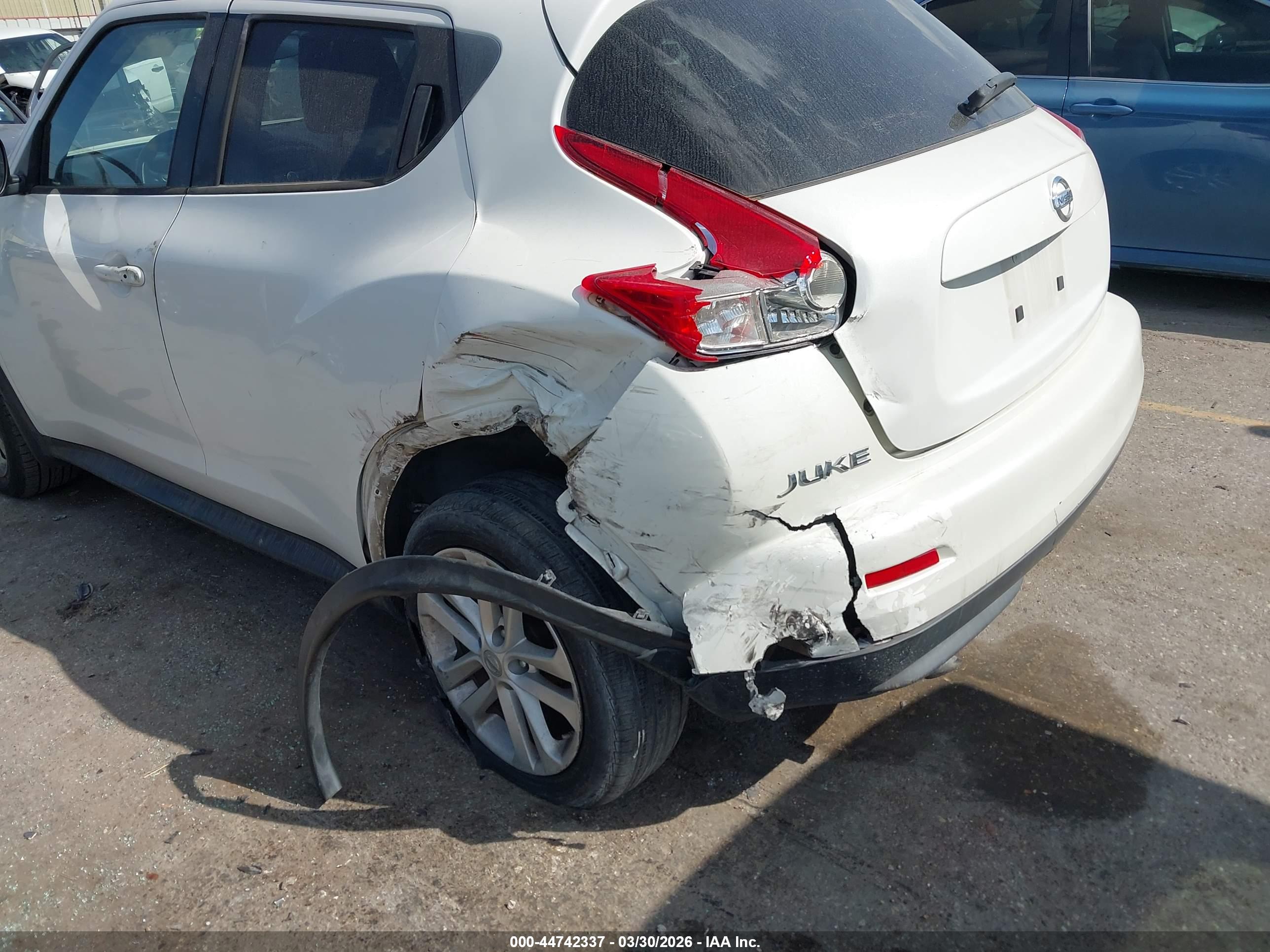 NISSAN JUKE image 6