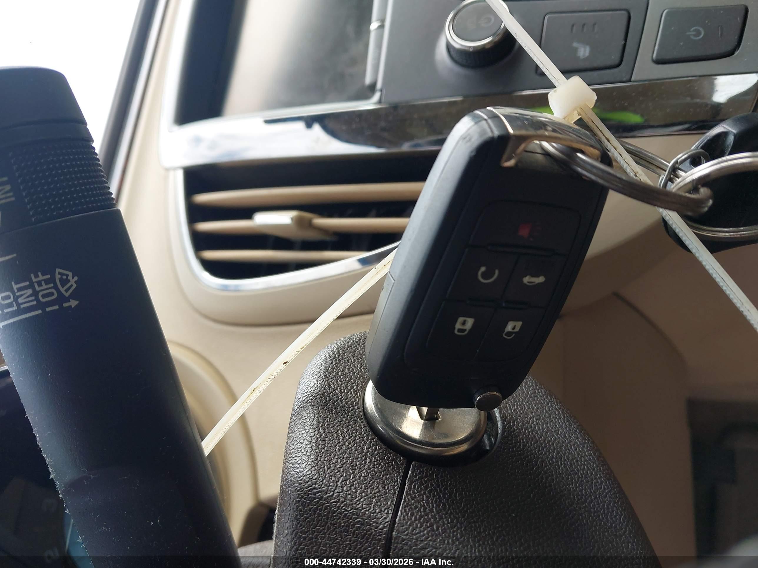 BUICK LACROSSE image 11