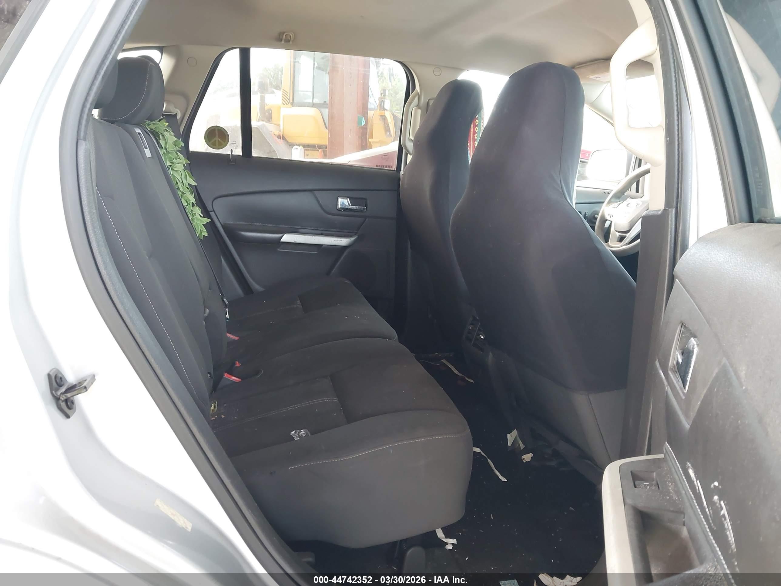 FORD EDGE image 8