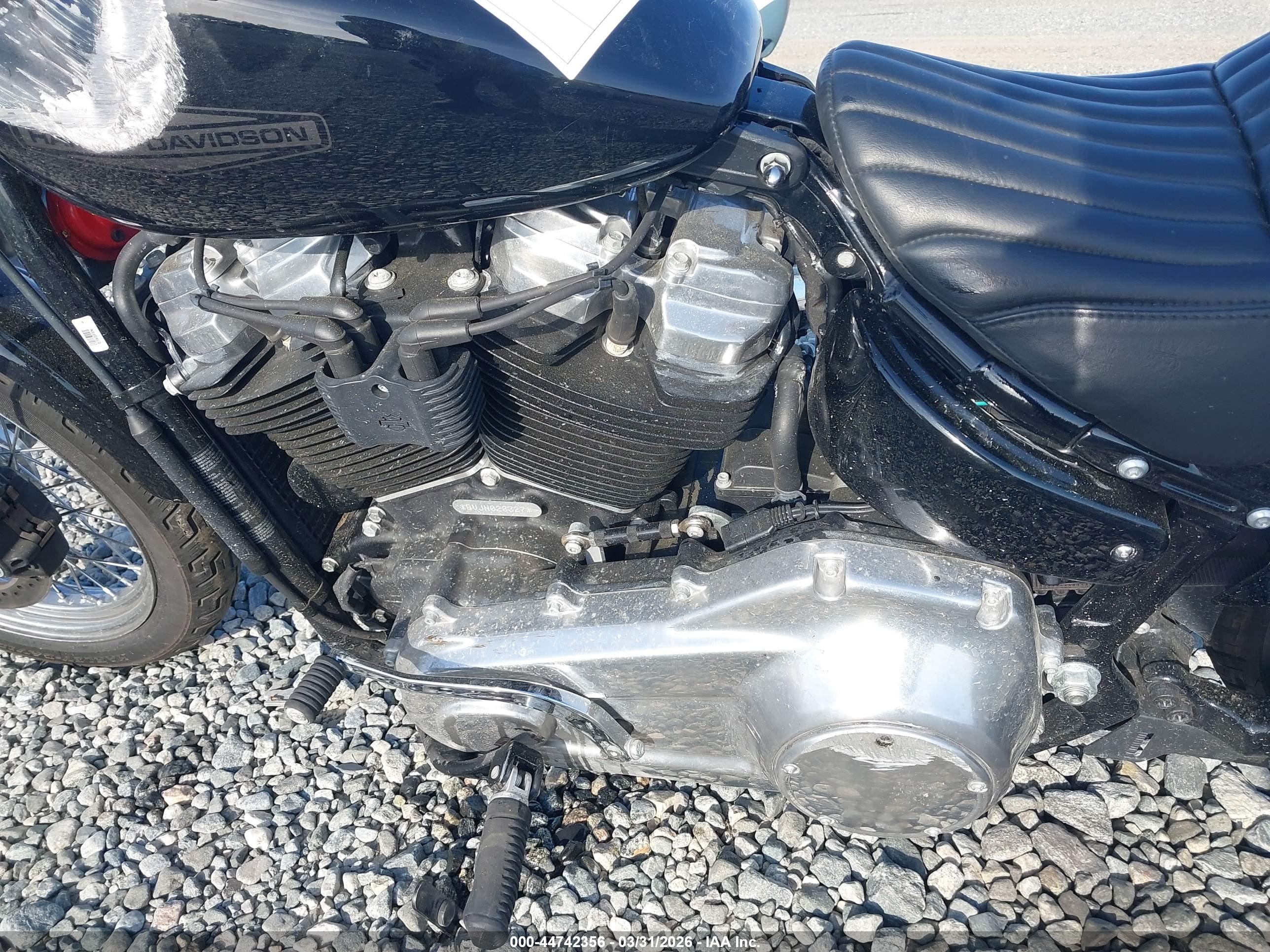 HARLEY-DAVIDSON FXST image 9
