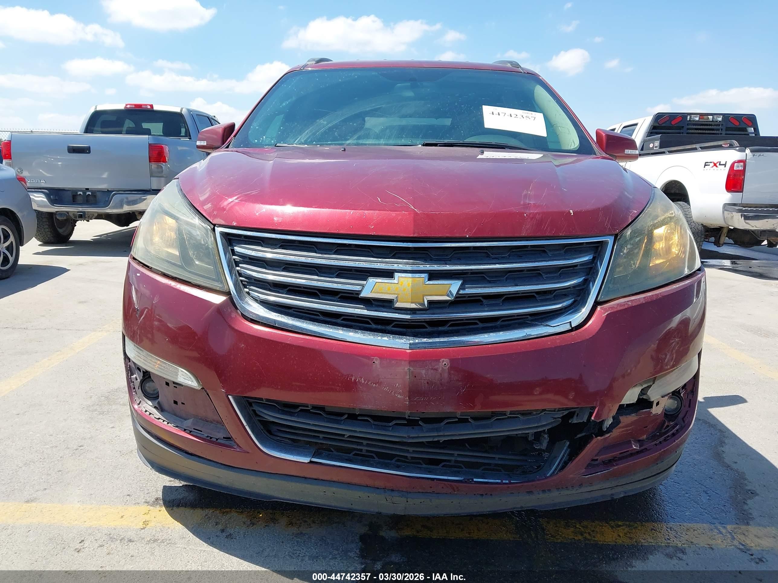 CHEVROLET TRAVERSE image 6