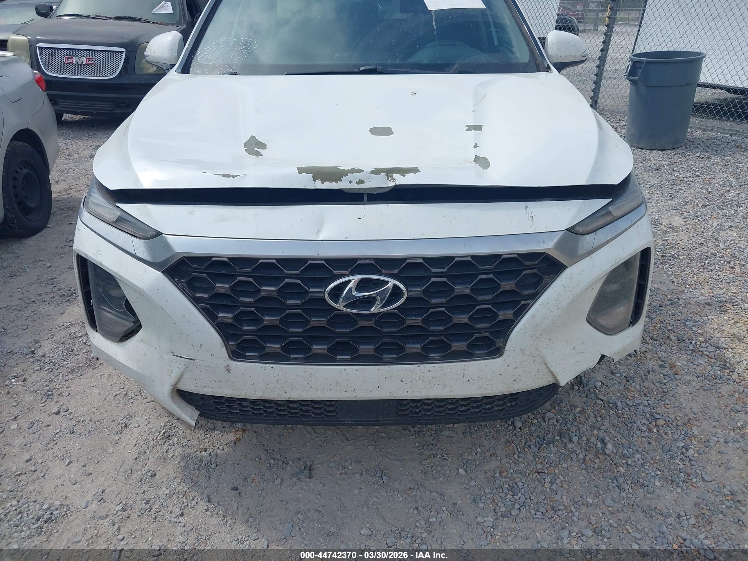 HYUNDAI SANTA image 6