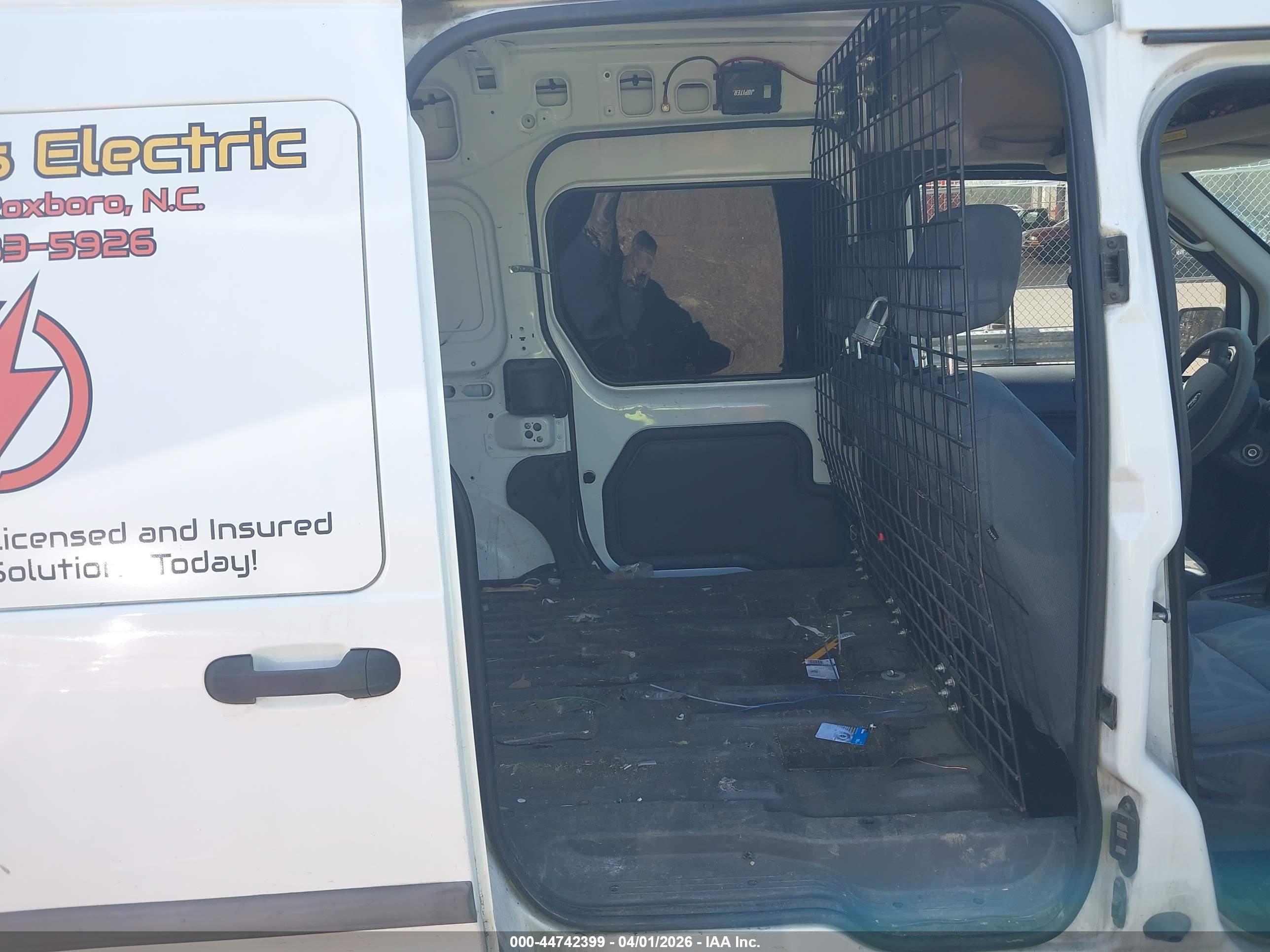 FORD TRANSIT image 8