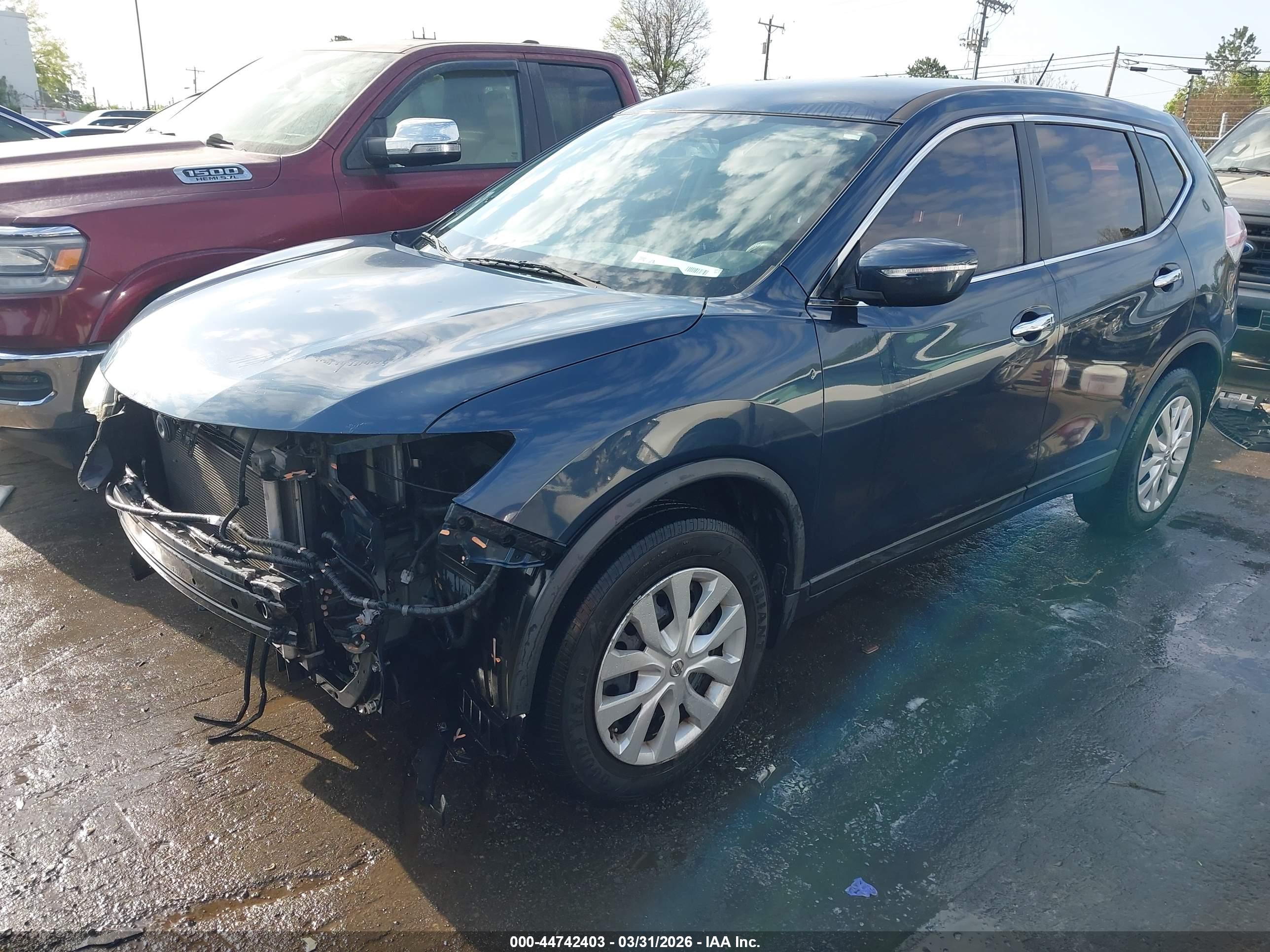 NISSAN ROGUE image 2