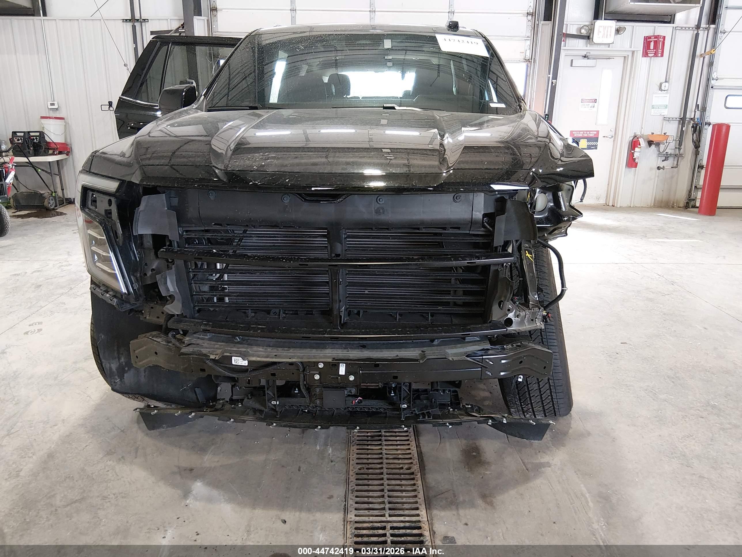 GMC YUKON image 6