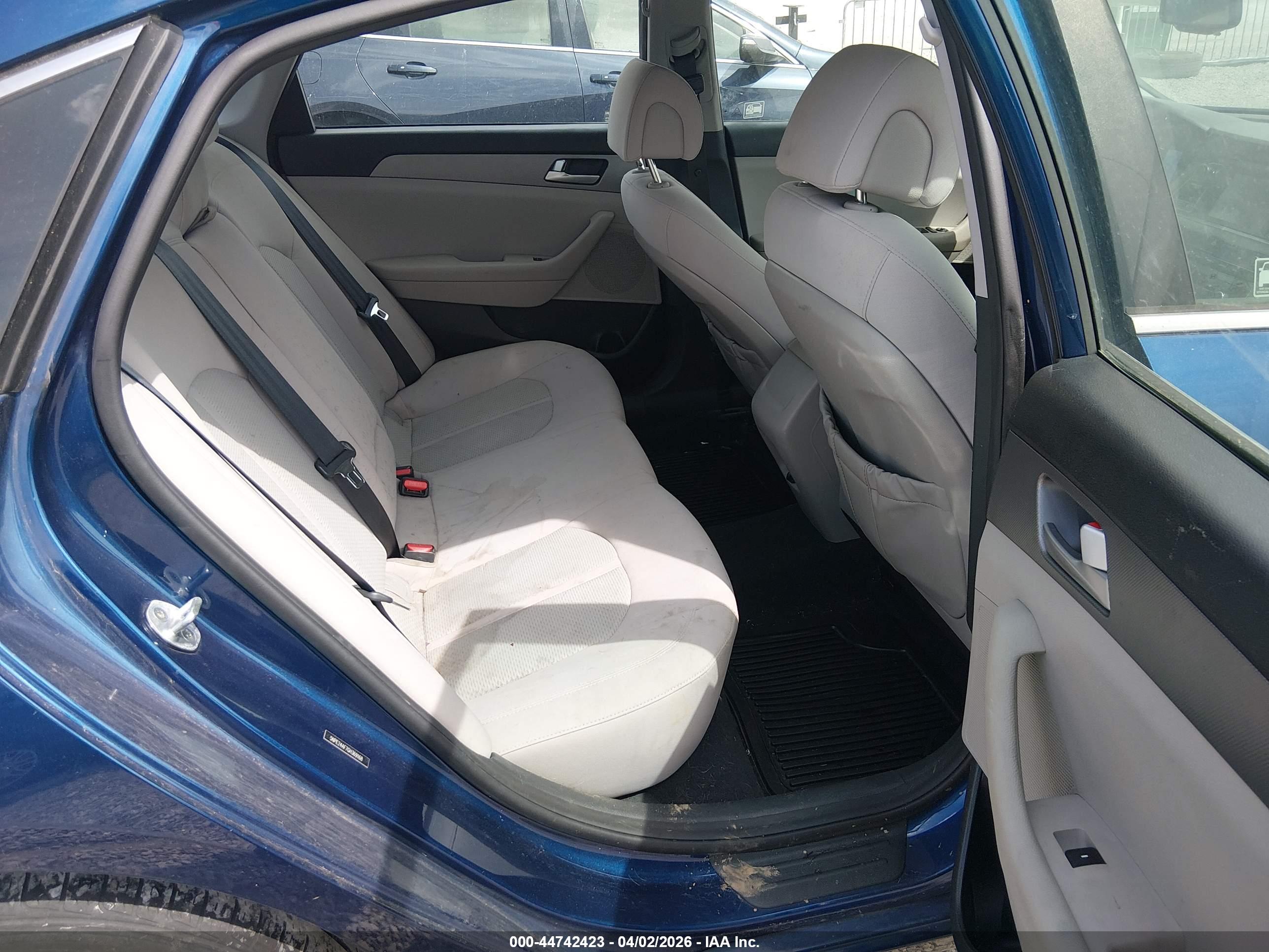 HYUNDAI SONATA image 8