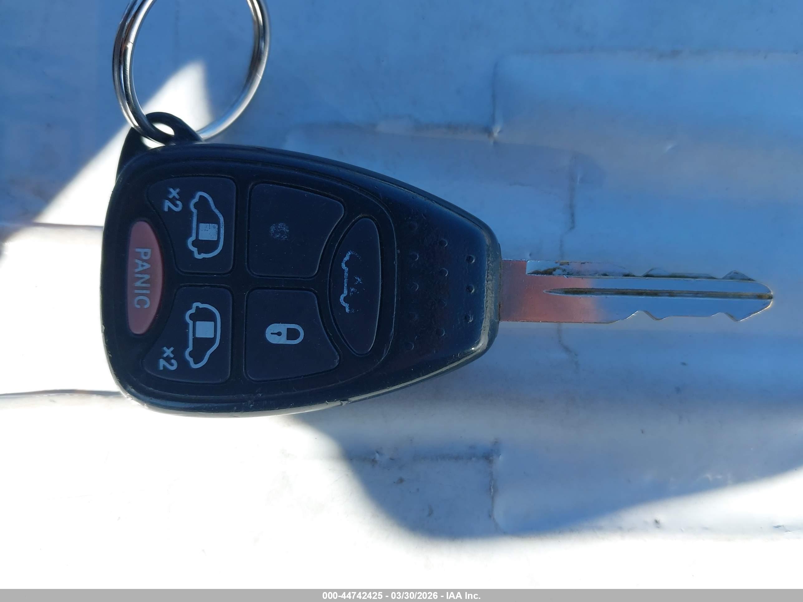 CHRYSLER TOWN image 11