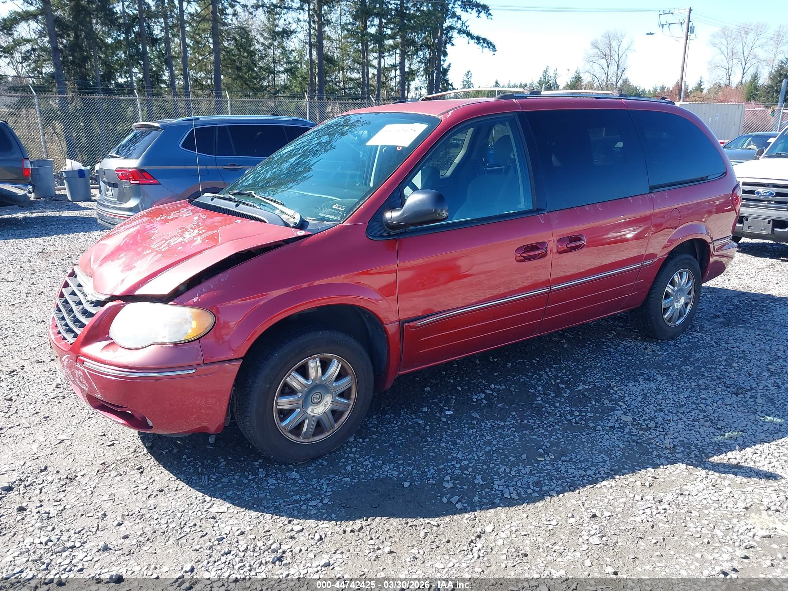 CHRYSLER TOWN image 2
