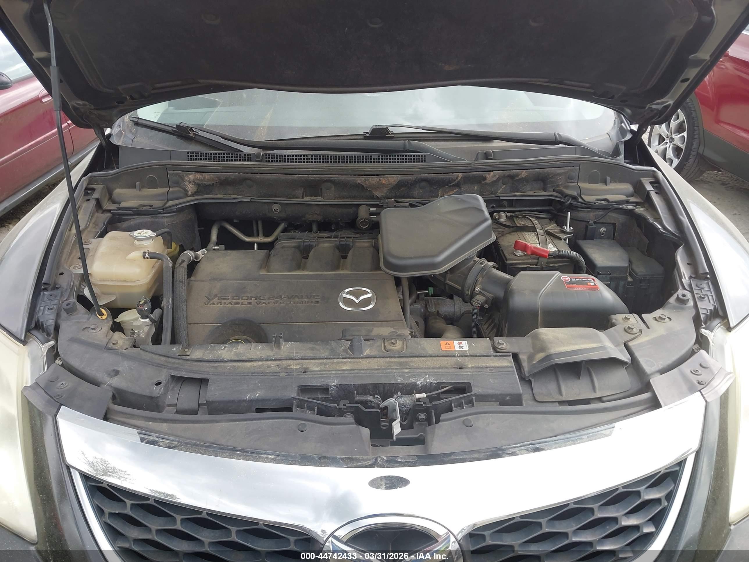 MAZDA CX-9 image 10