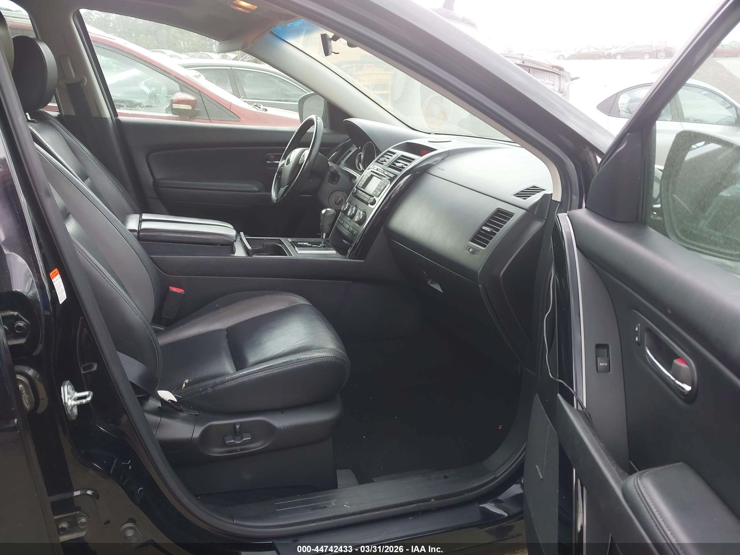 MAZDA CX-9 image 5