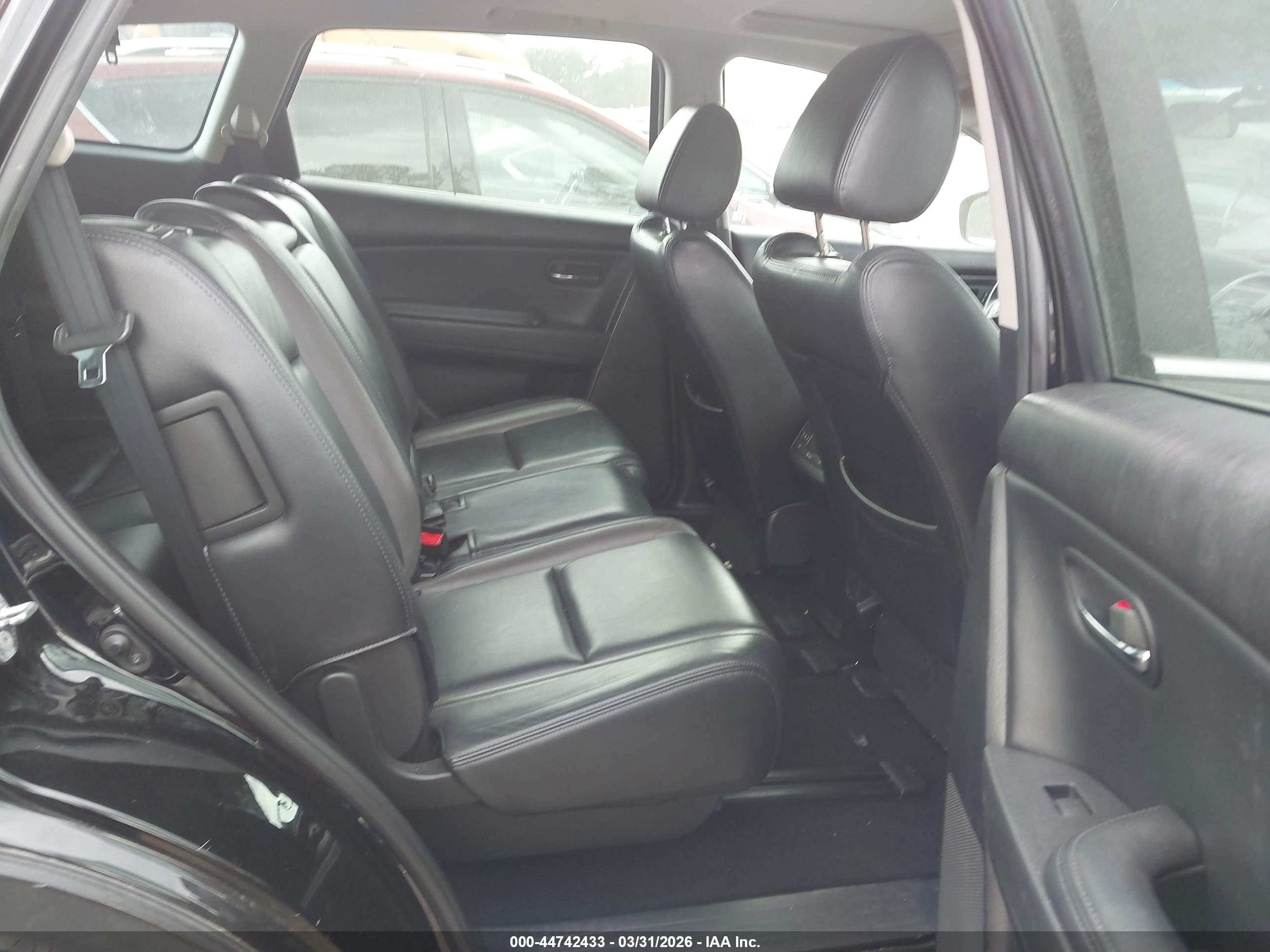 MAZDA CX-9 image 8