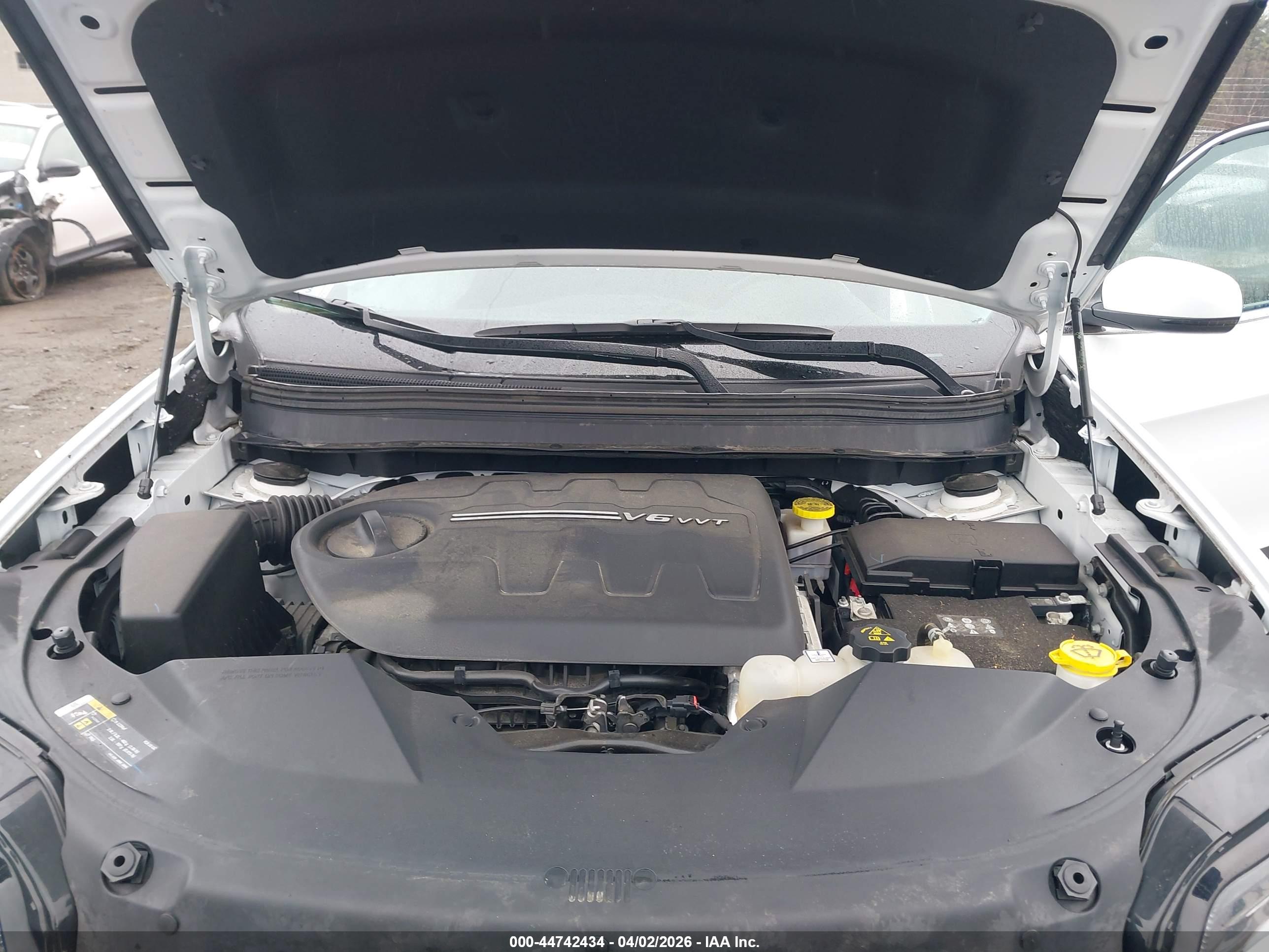JEEP CHEROKEE image 10
