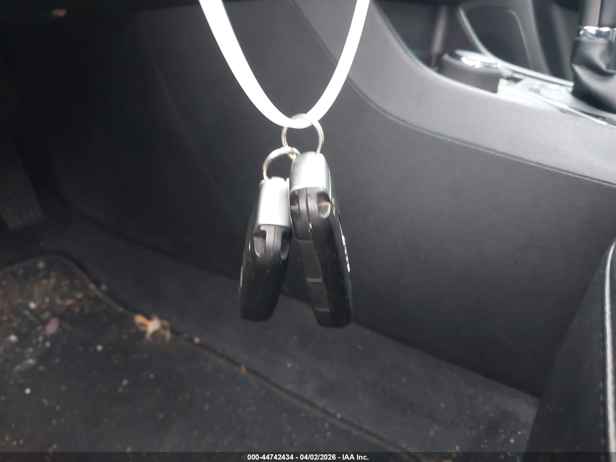 JEEP CHEROKEE image 11