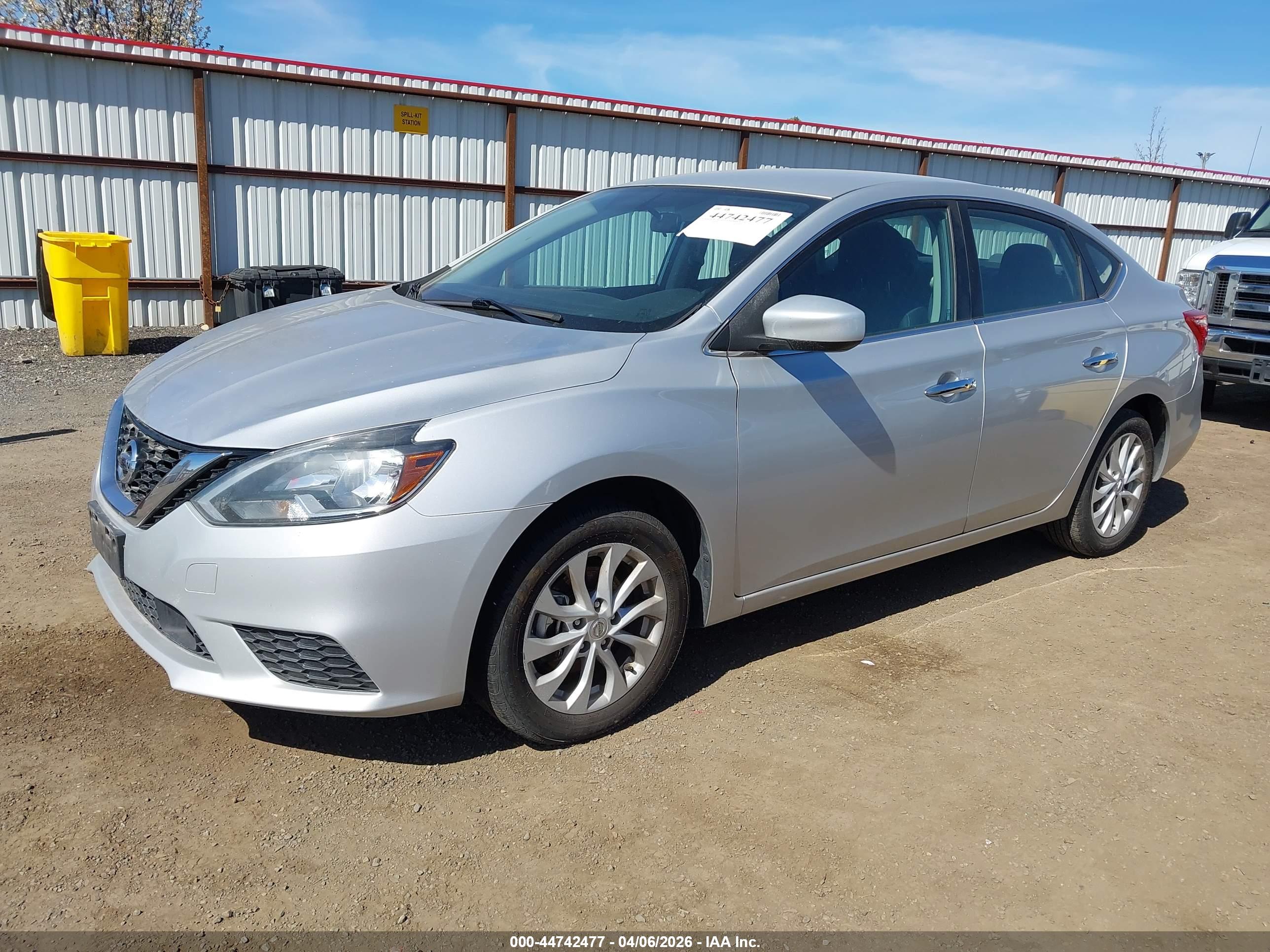 NISSAN SENTRA image 2