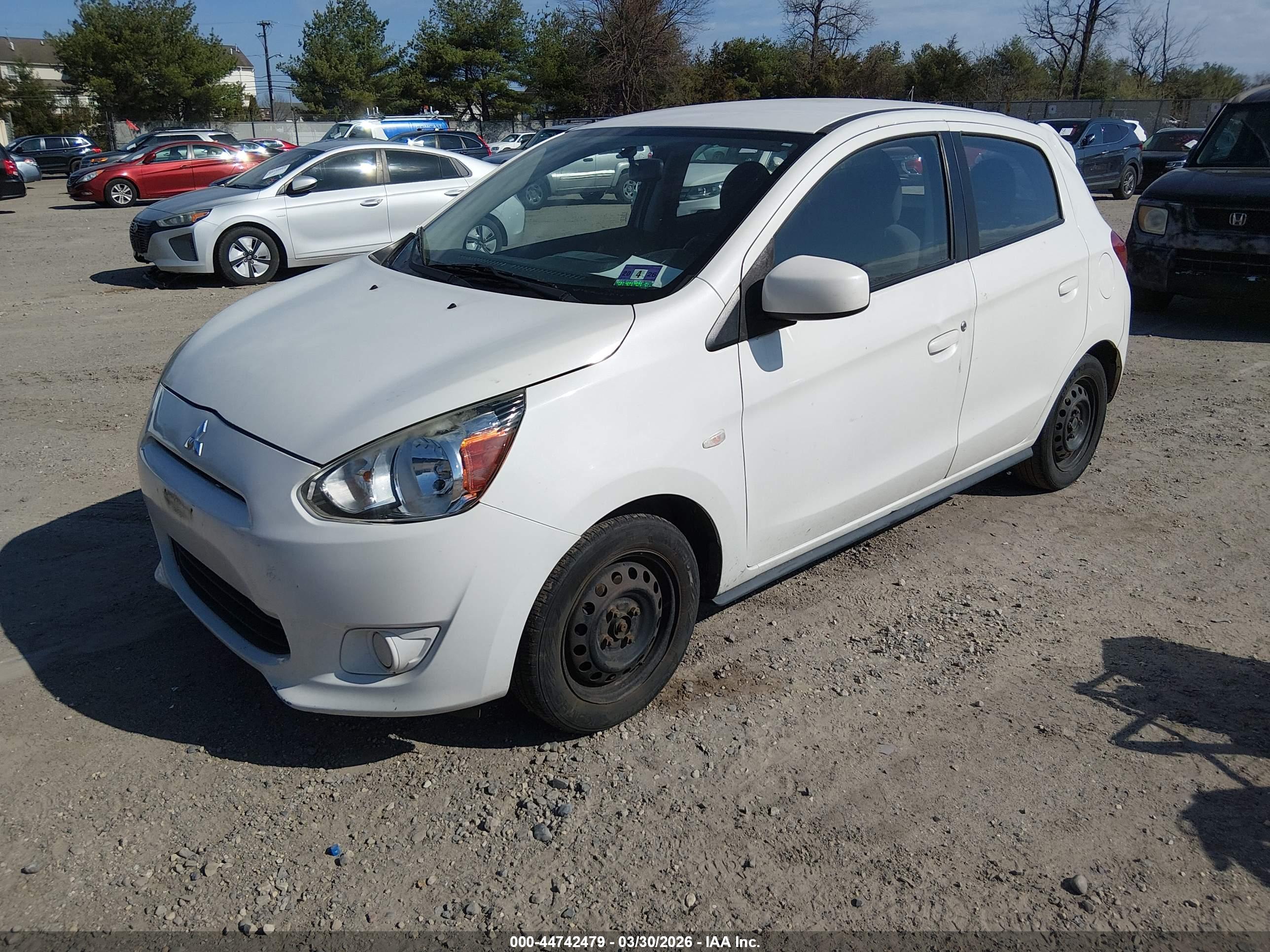 MITSUBISHI MIRAGE image 2