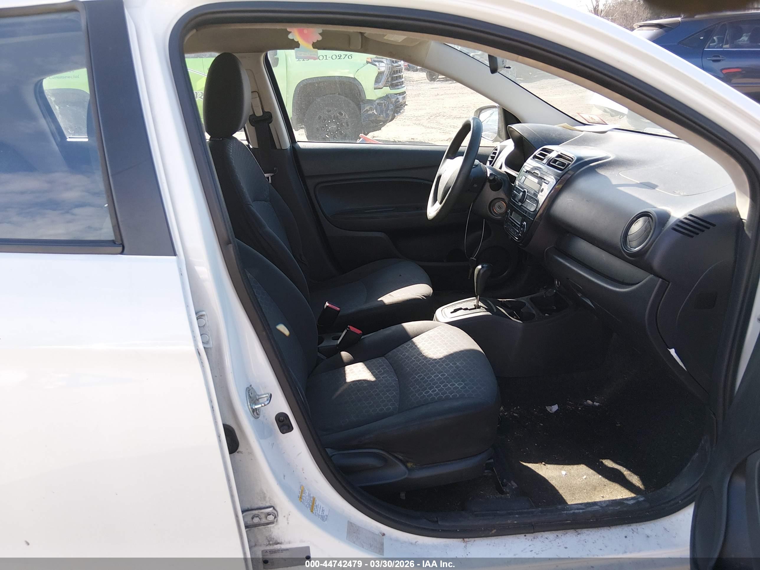 MITSUBISHI MIRAGE image 5