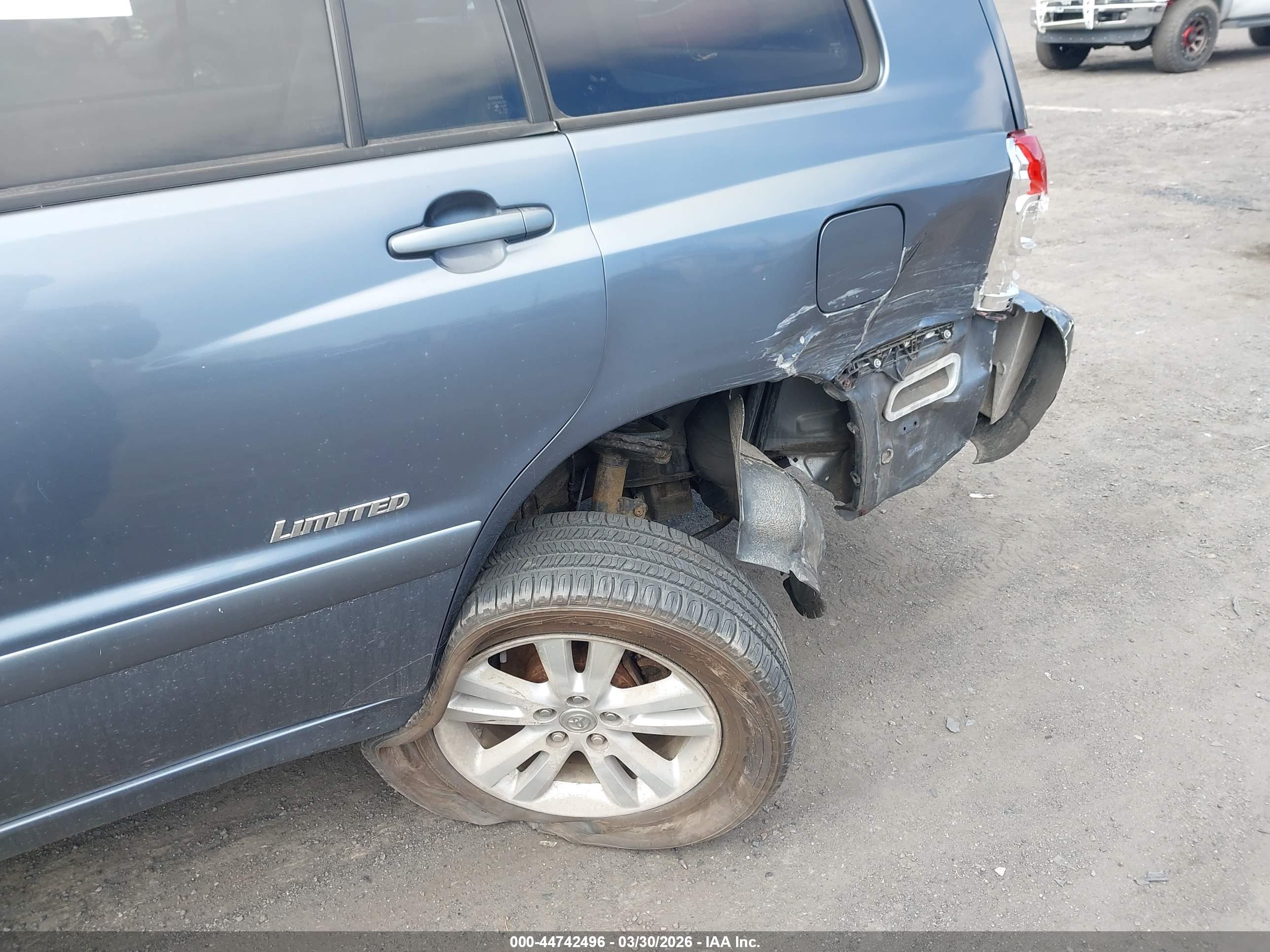TOYOTA HIGHLANDER image 6
