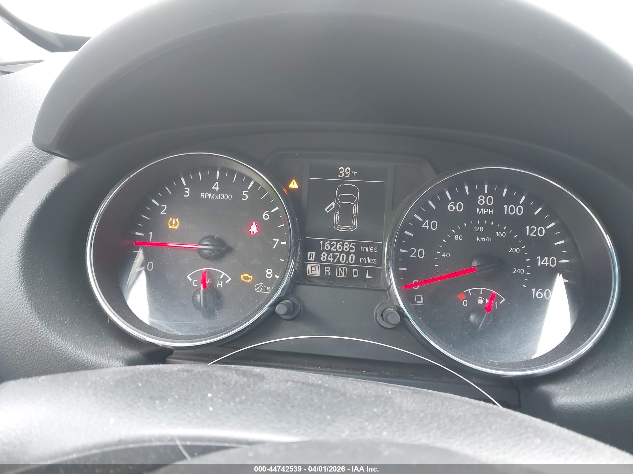 NISSAN ROGUE image 7