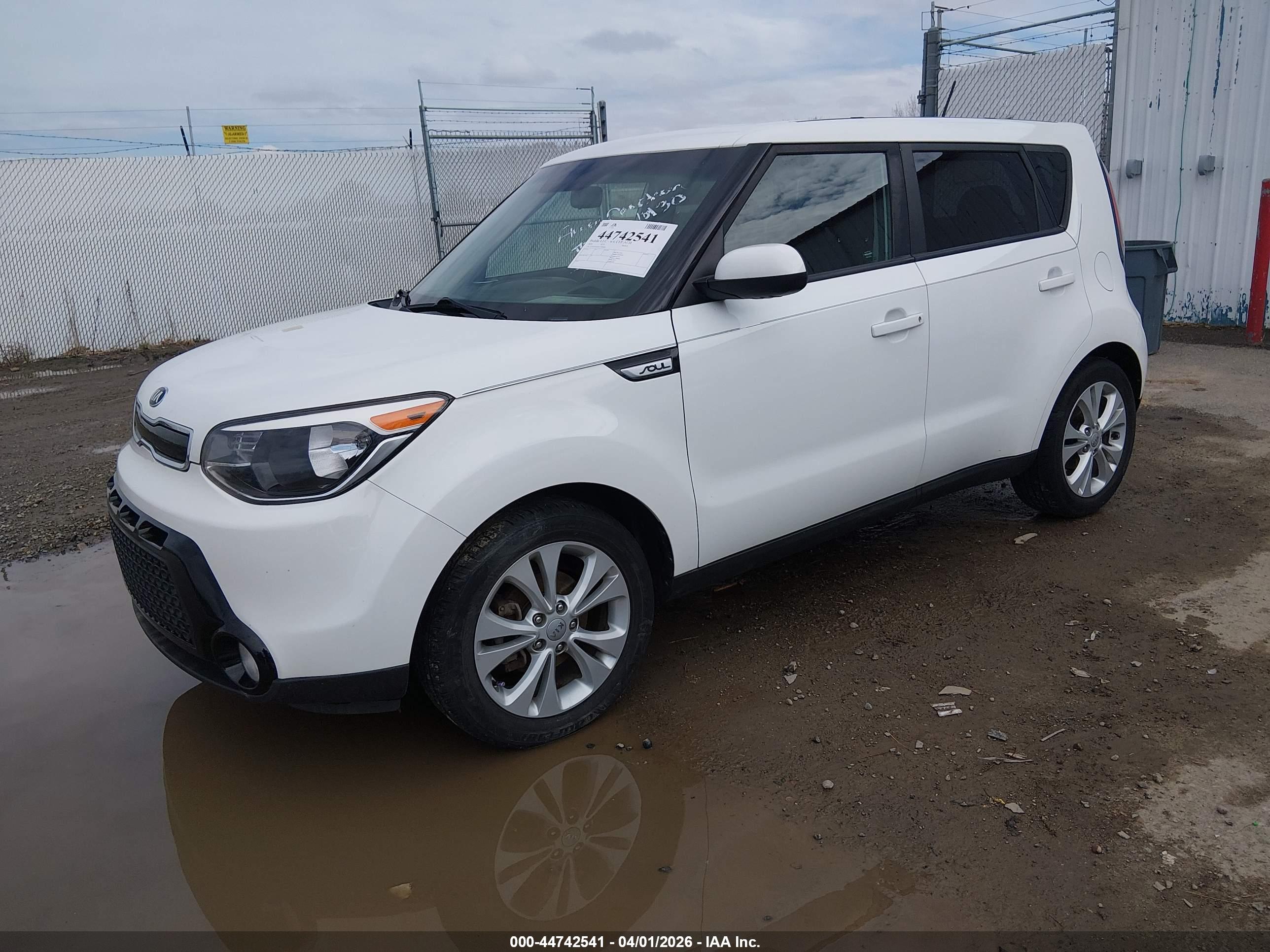 KIA SOUL image 2