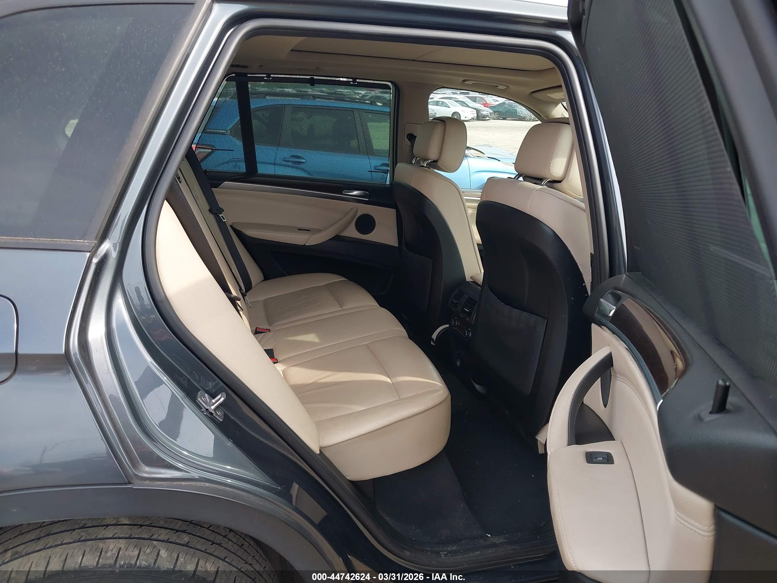 BMW X5 image 8