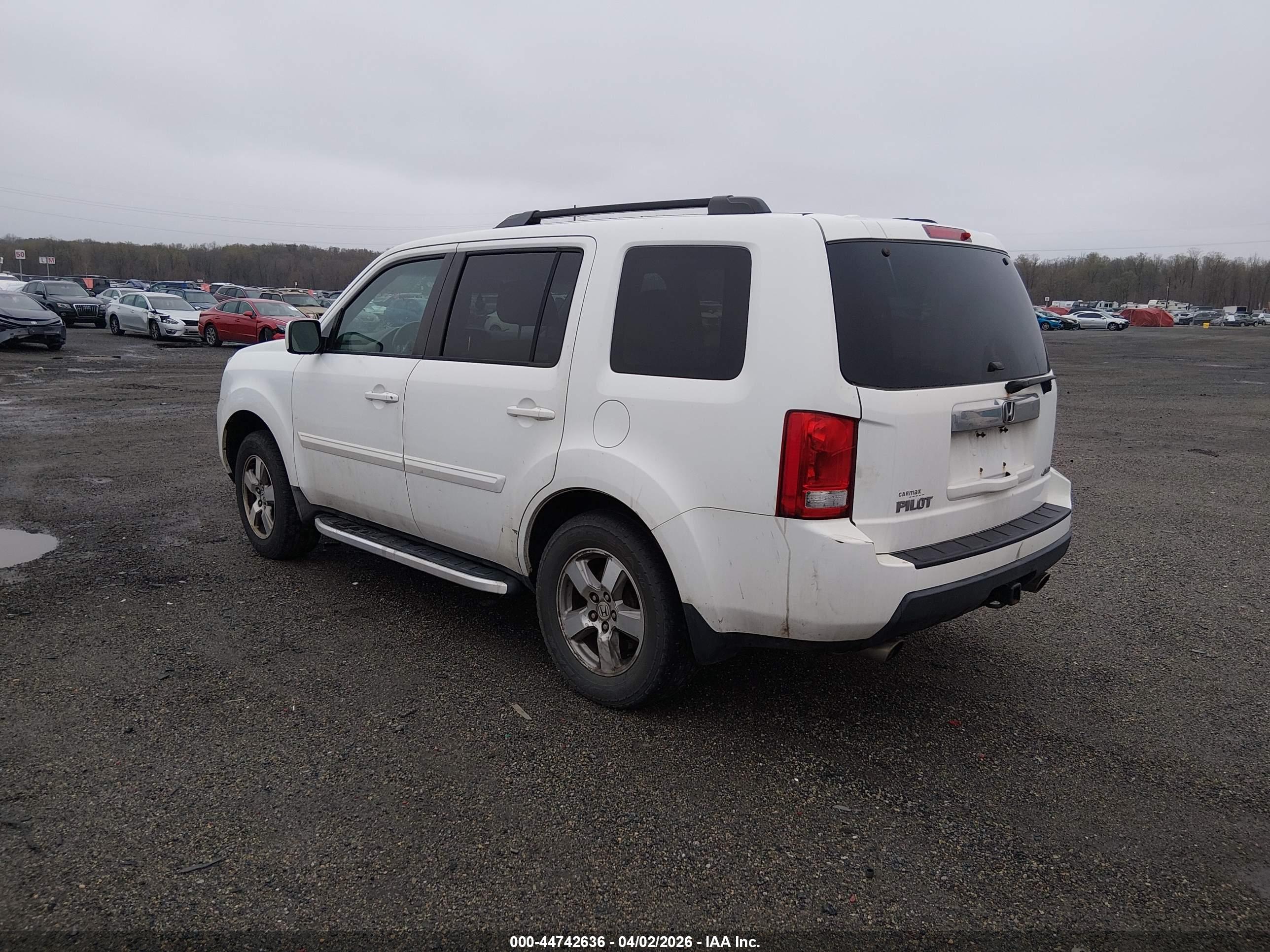 HONDA PILOT image 3