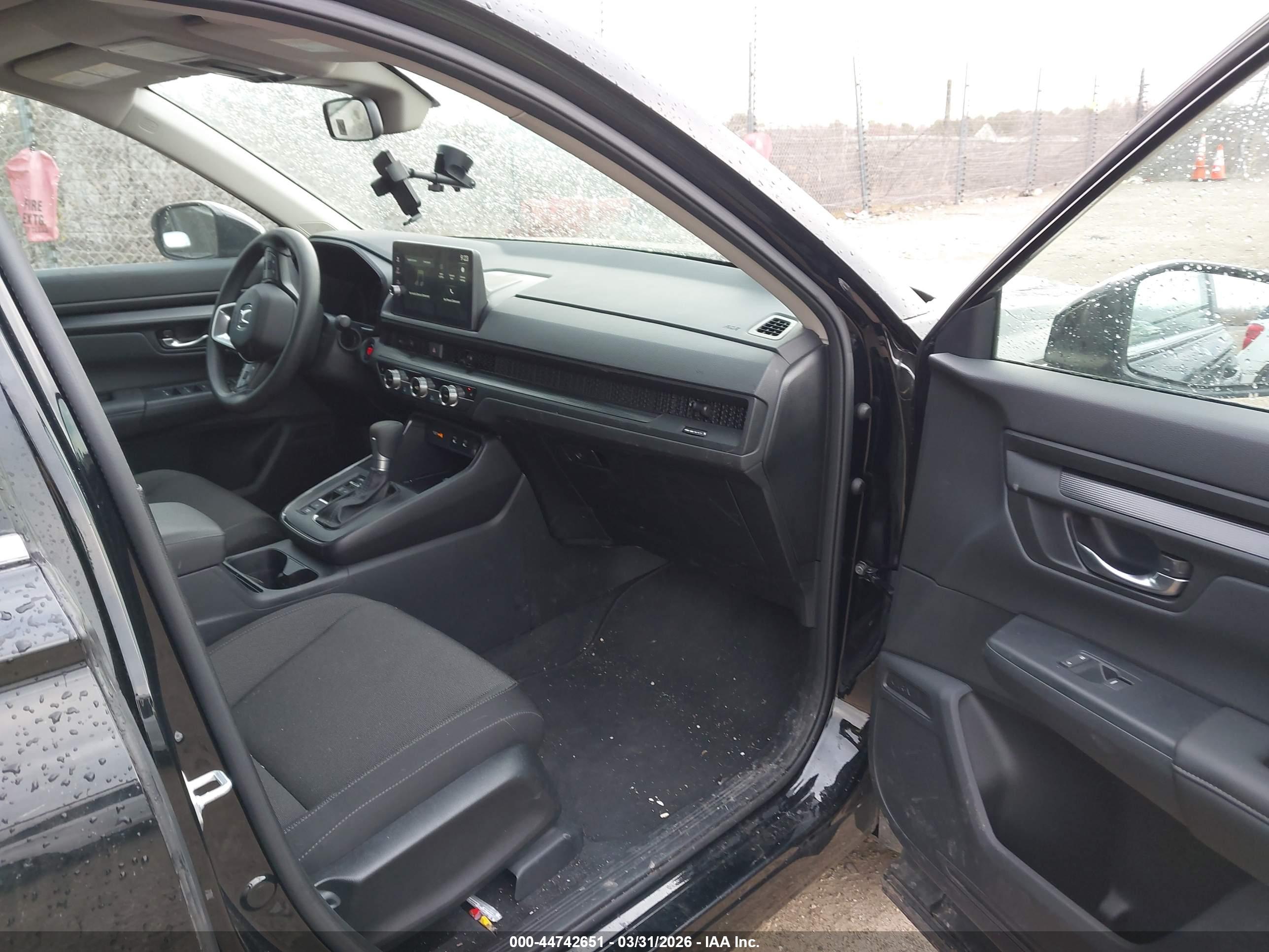 HONDA CR-V image 5