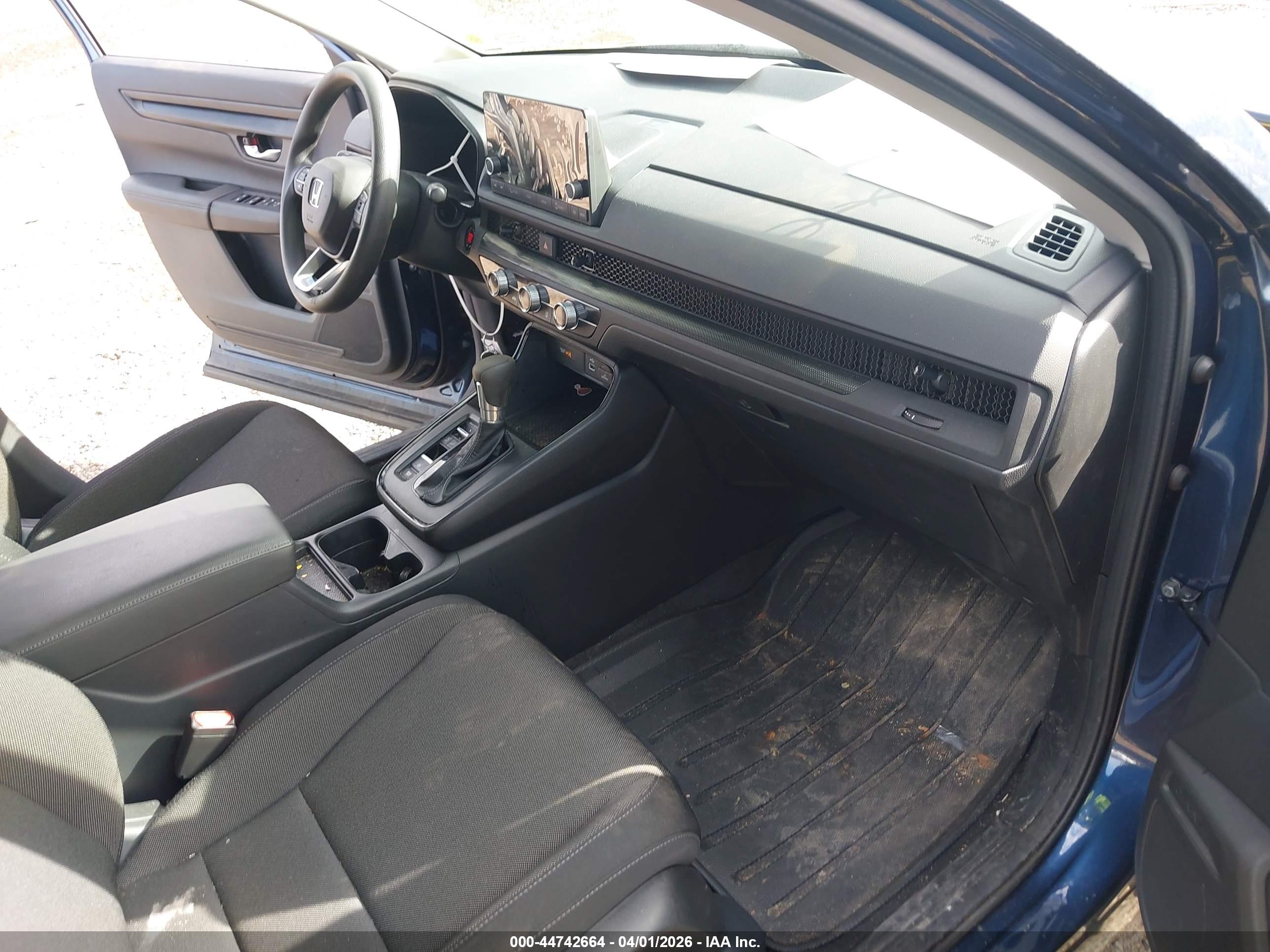 HONDA CR-V image 5
