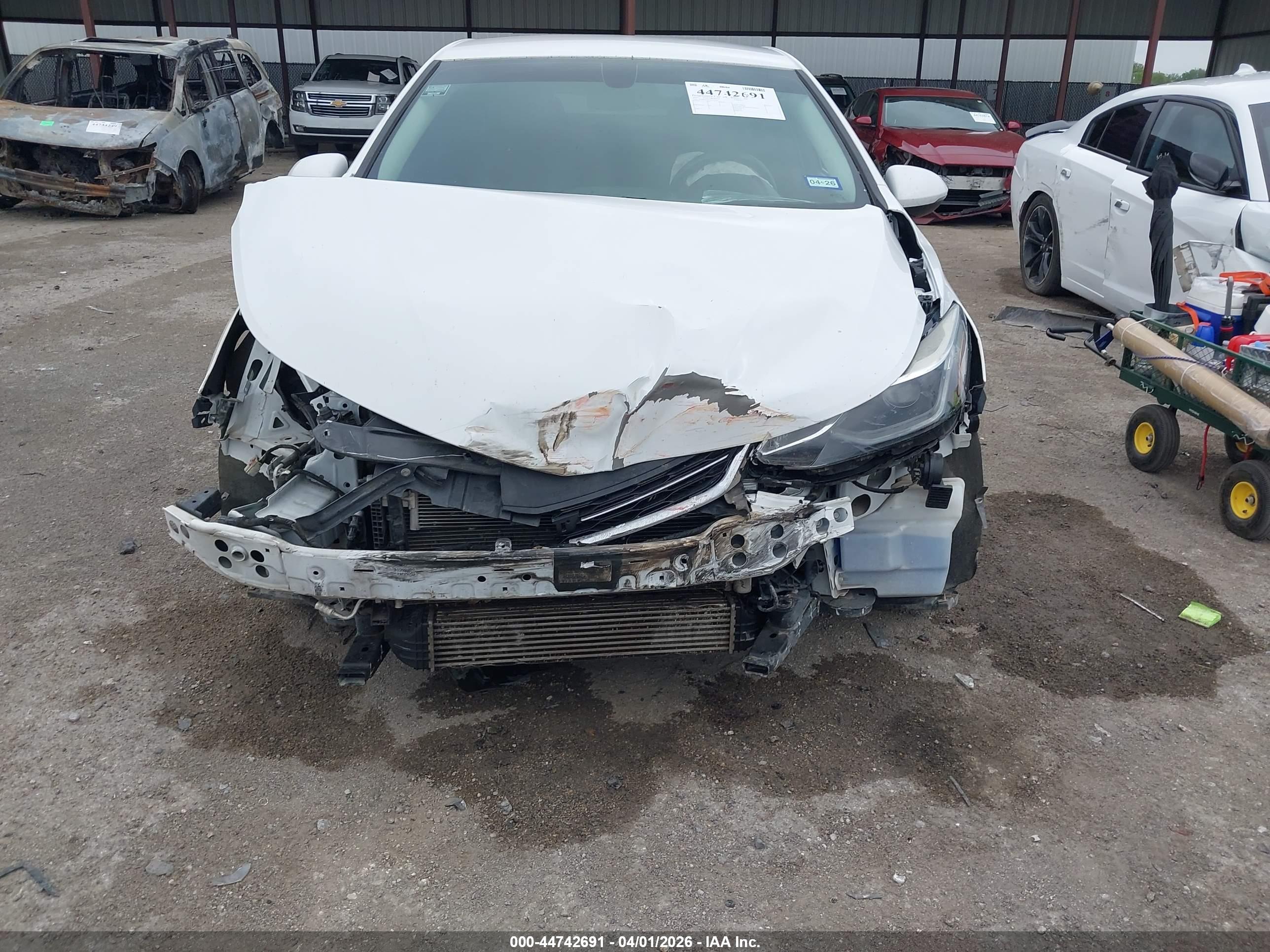 CHEVROLET CRUZE image 6