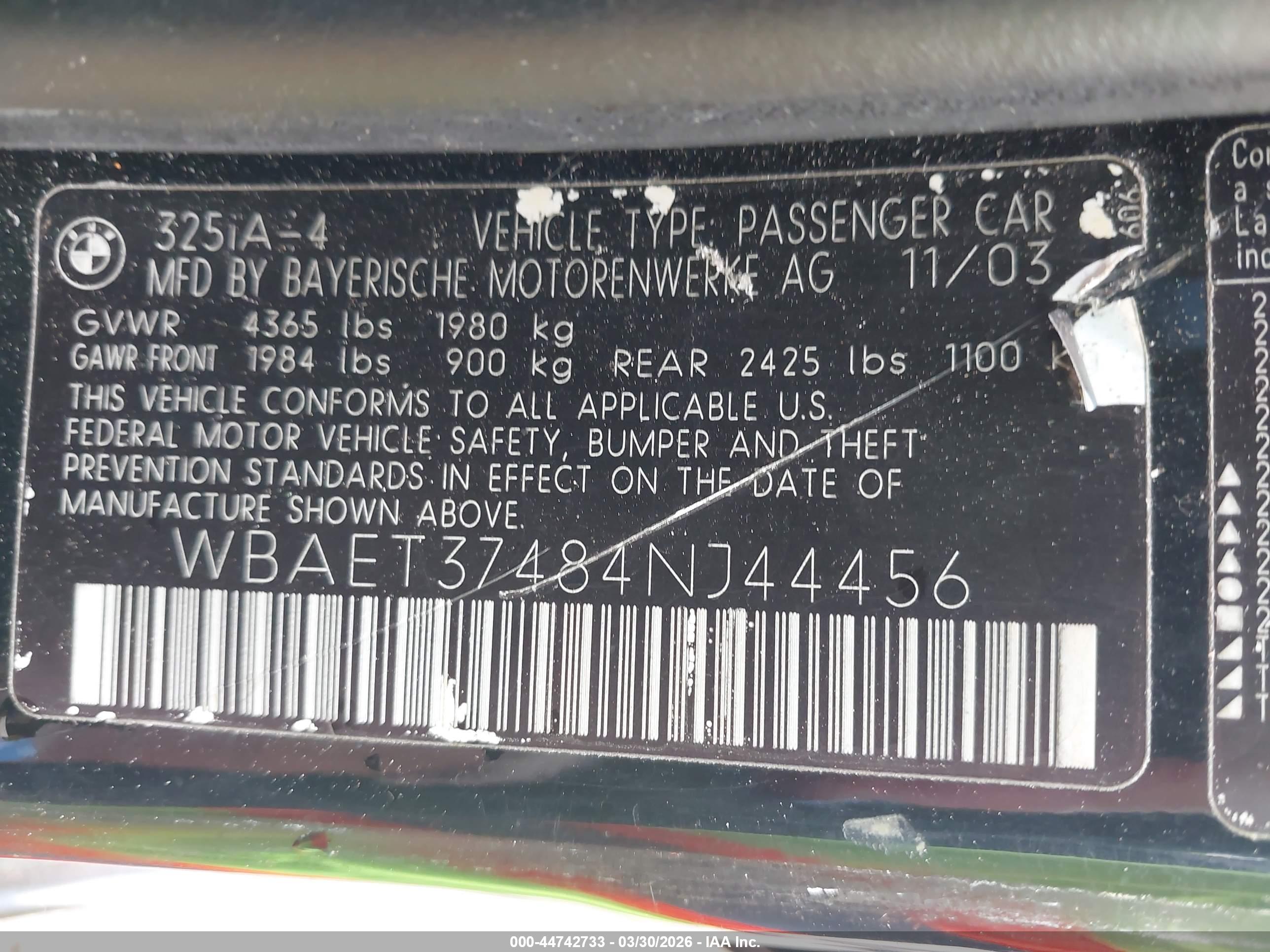 BMW 325I image 9