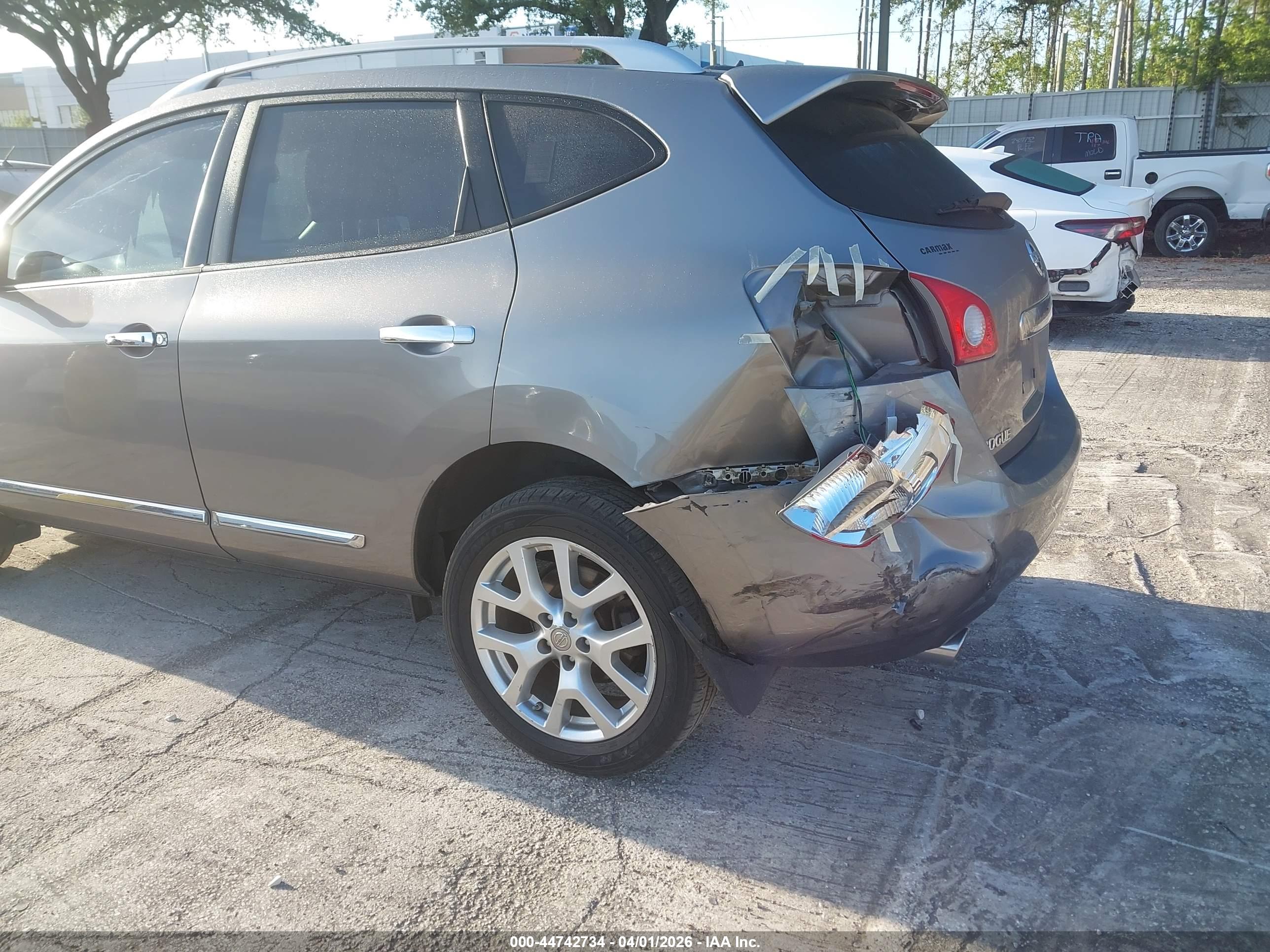 NISSAN ROGUE image 6