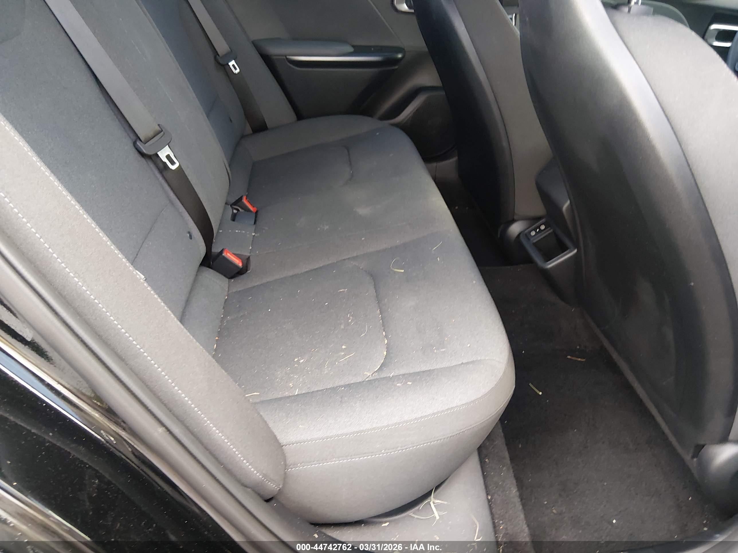 KIA K4 image 8