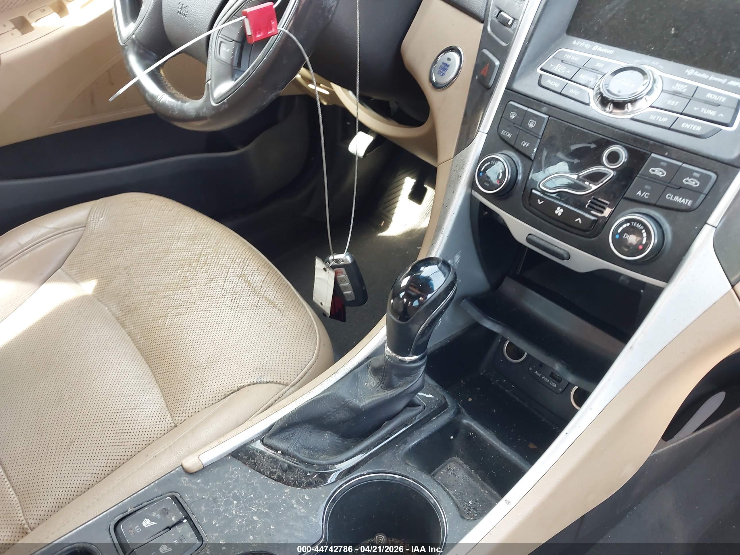 HYUNDAI SONATA image 11