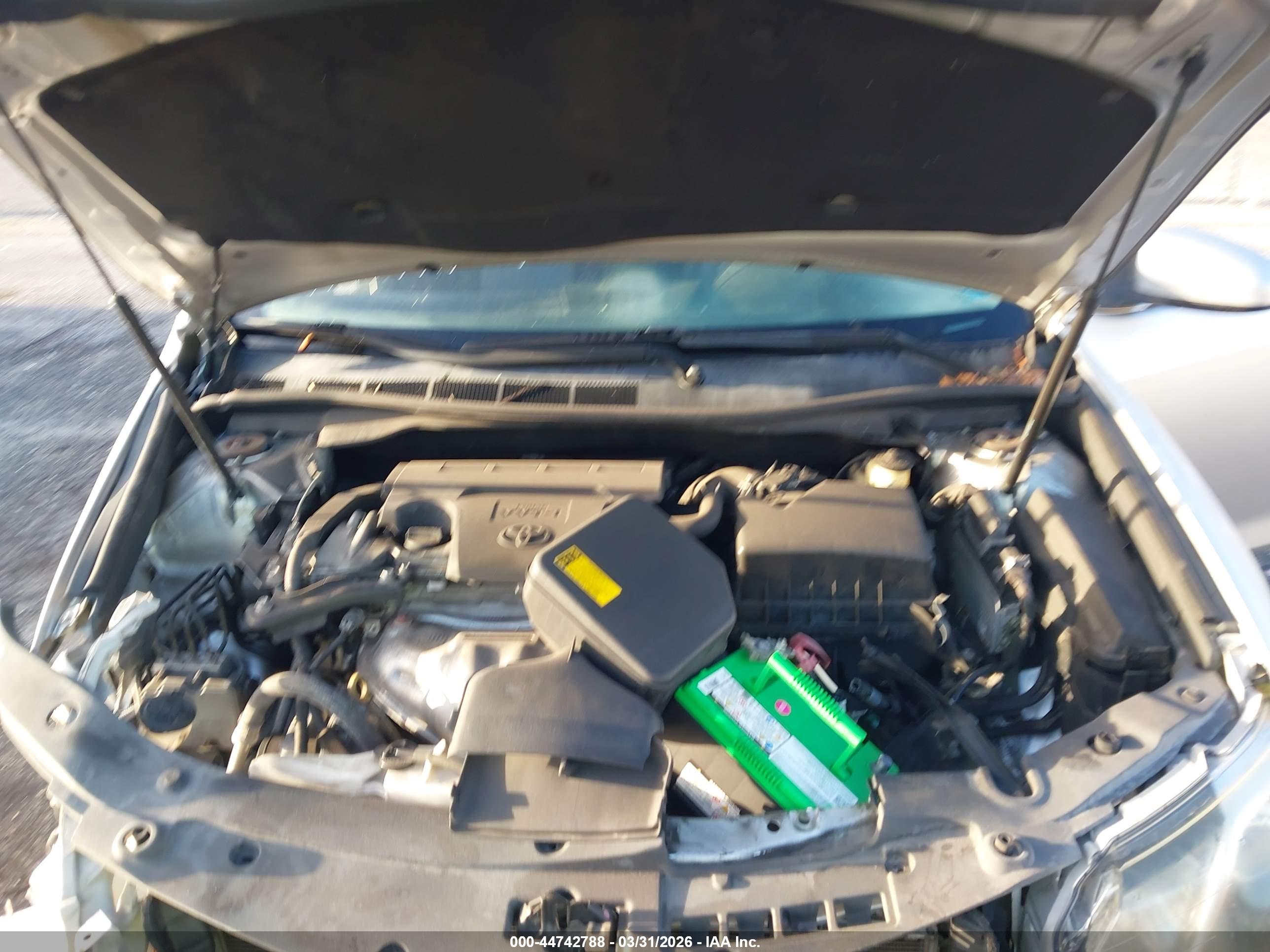 TOYOTA CAMRY image 10