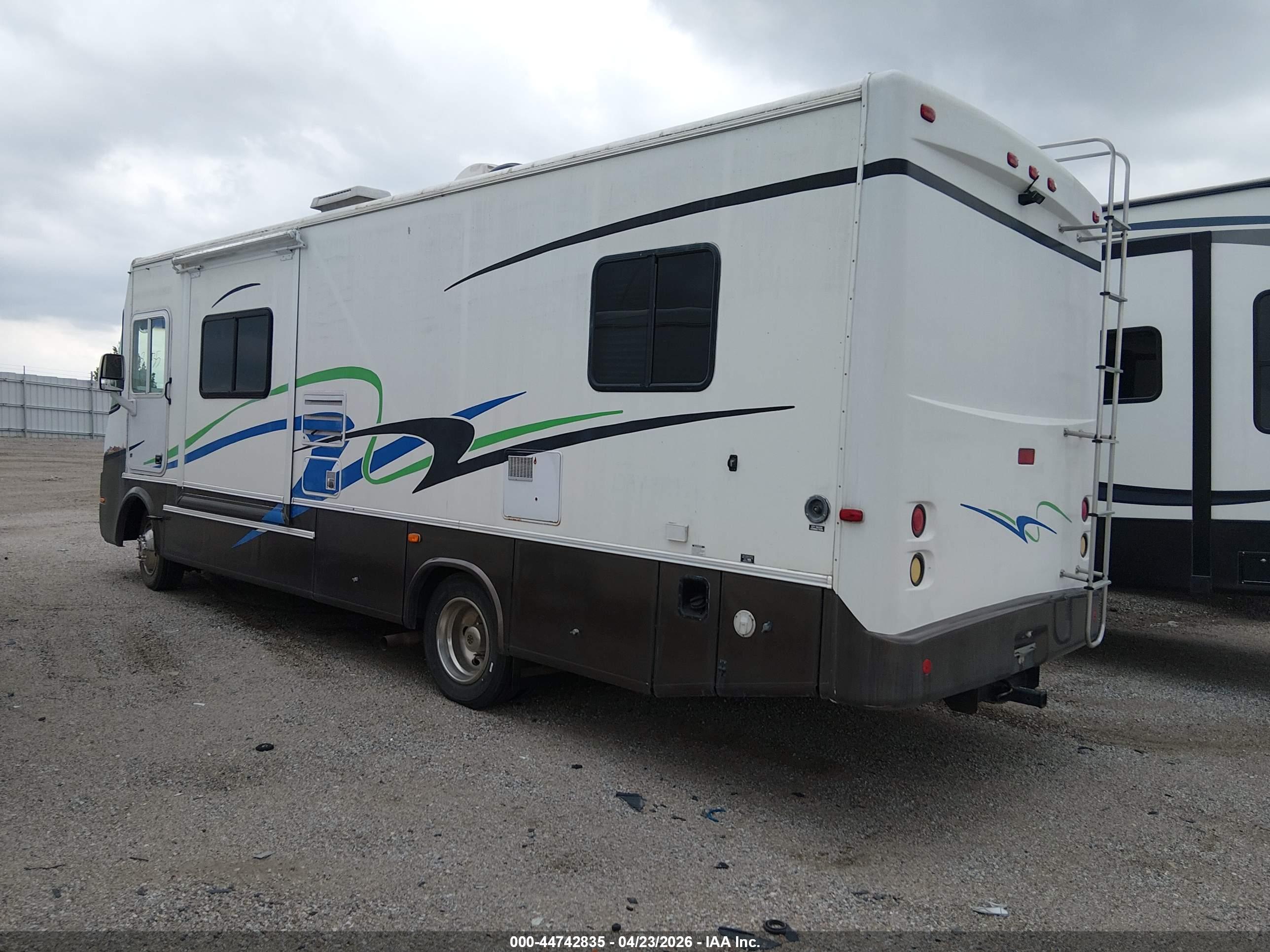 FORD F550 image 3