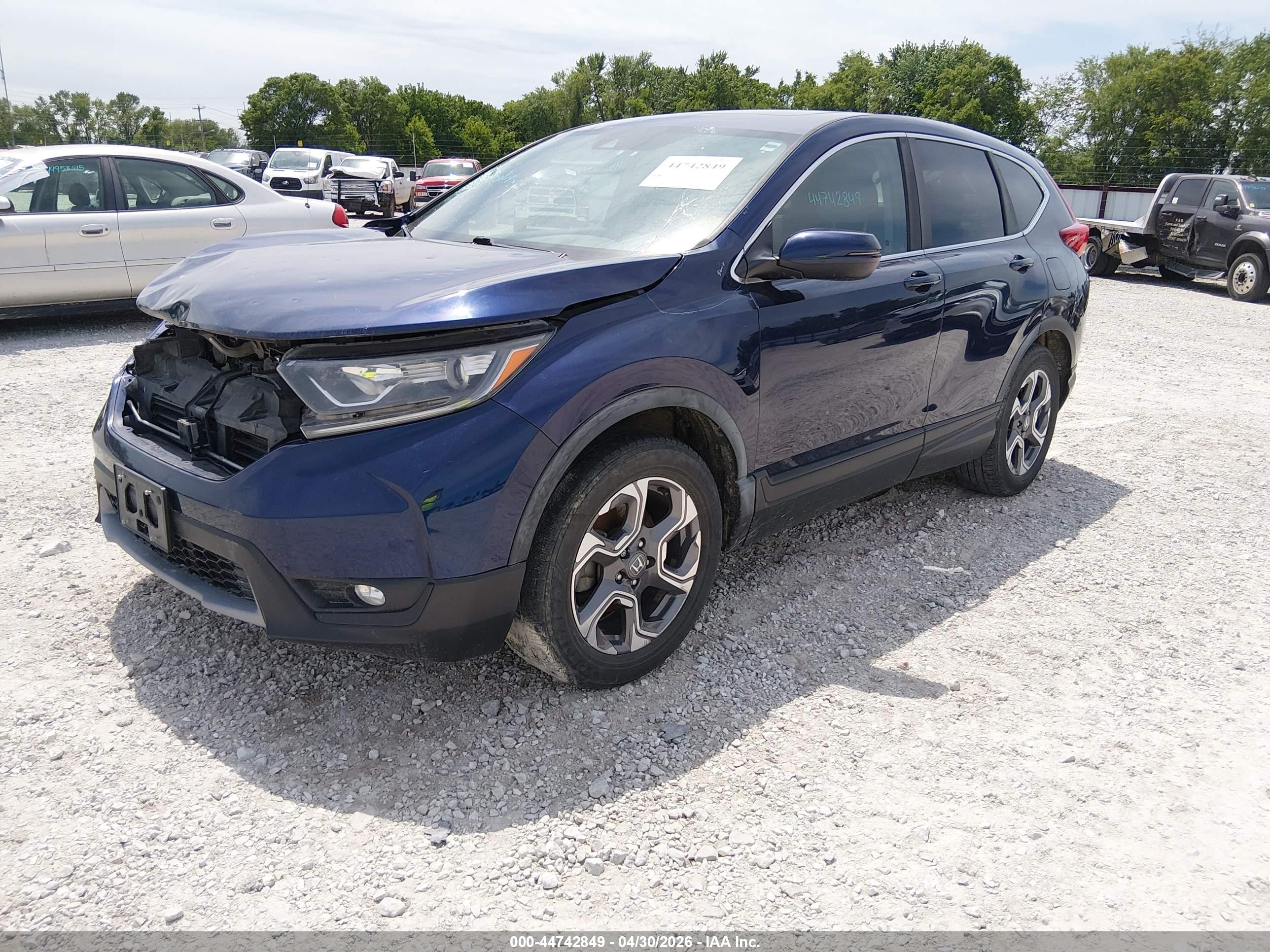 HONDA CR-V image 2