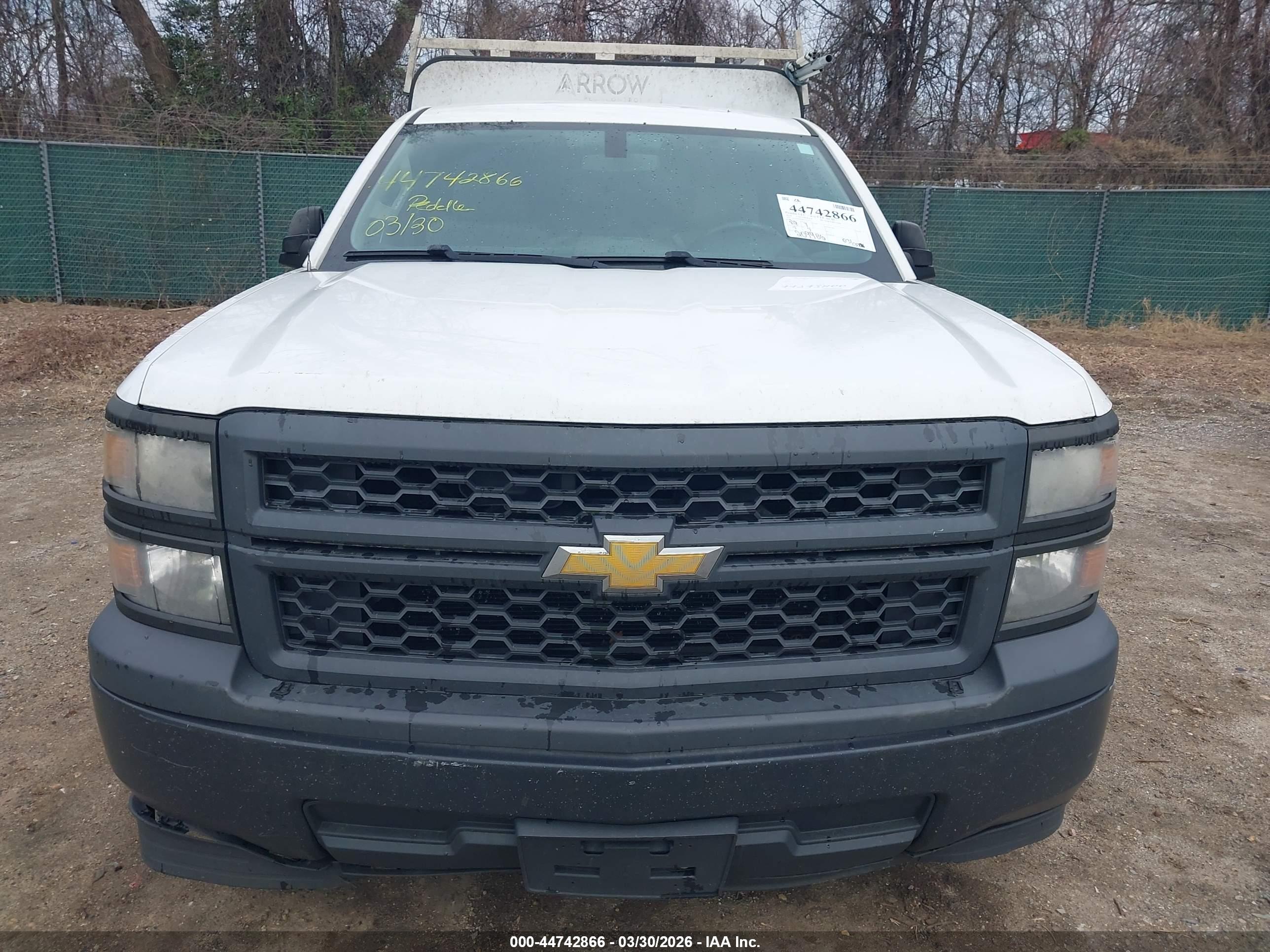 CHEVROLET SILVERADO image 6