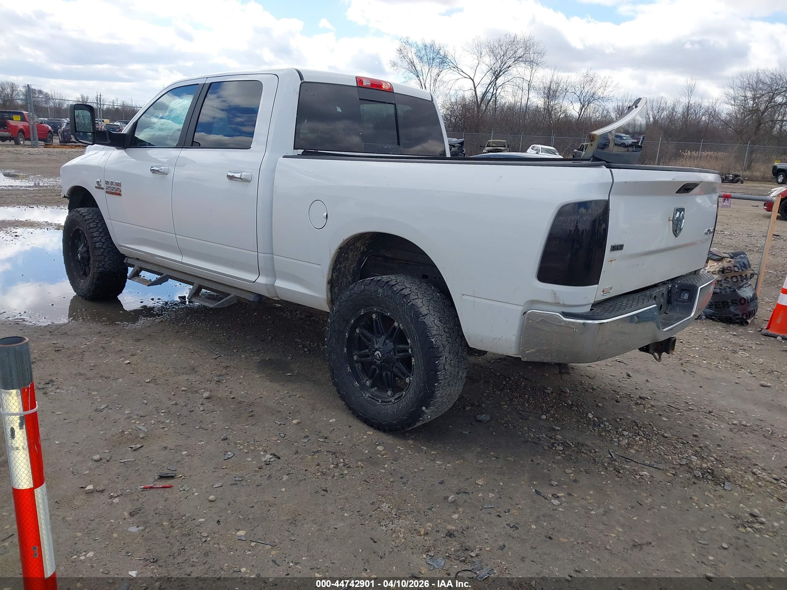 RAM 2500 image 3